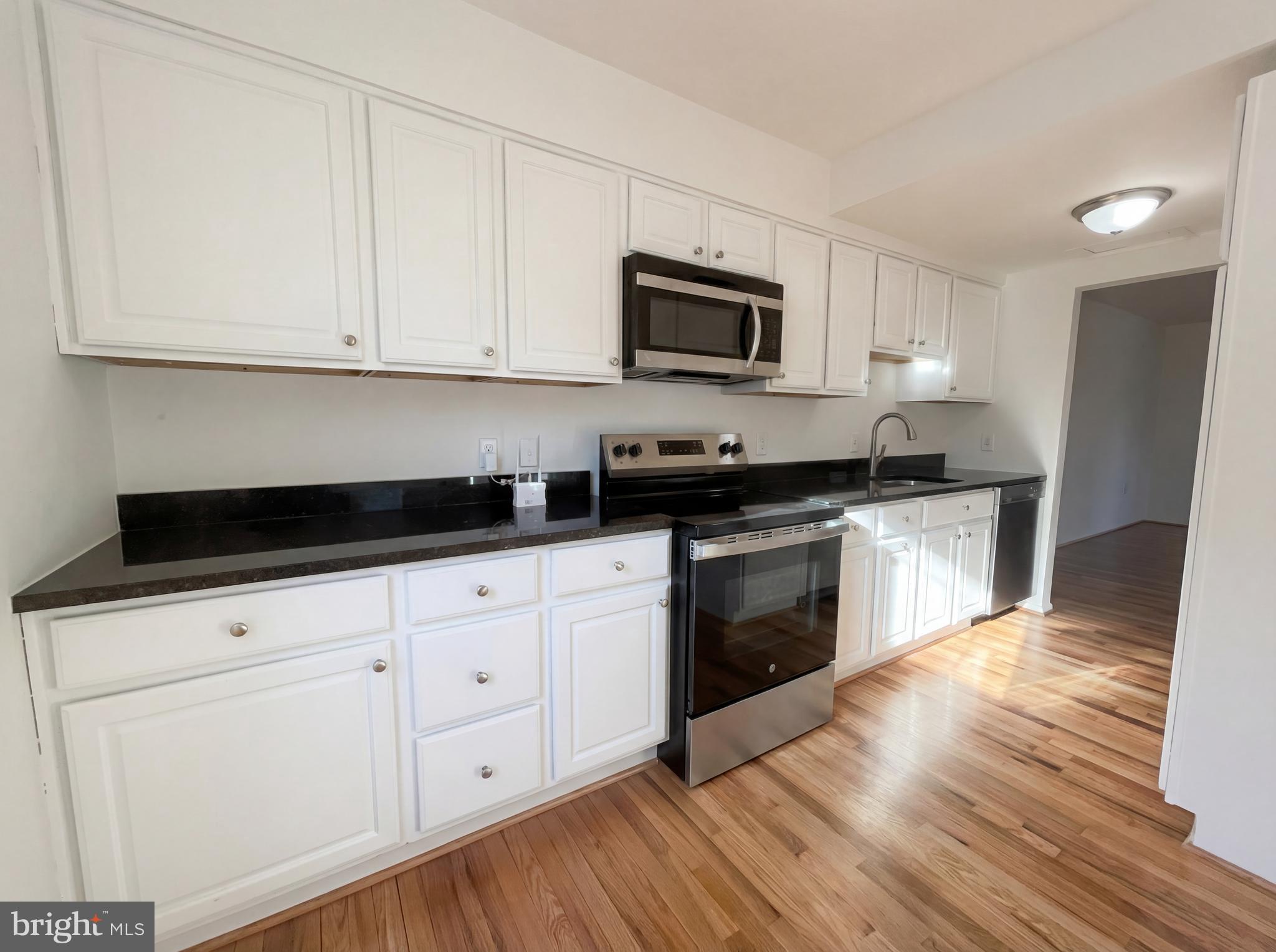 6352 SHAUNDALE DRIVE