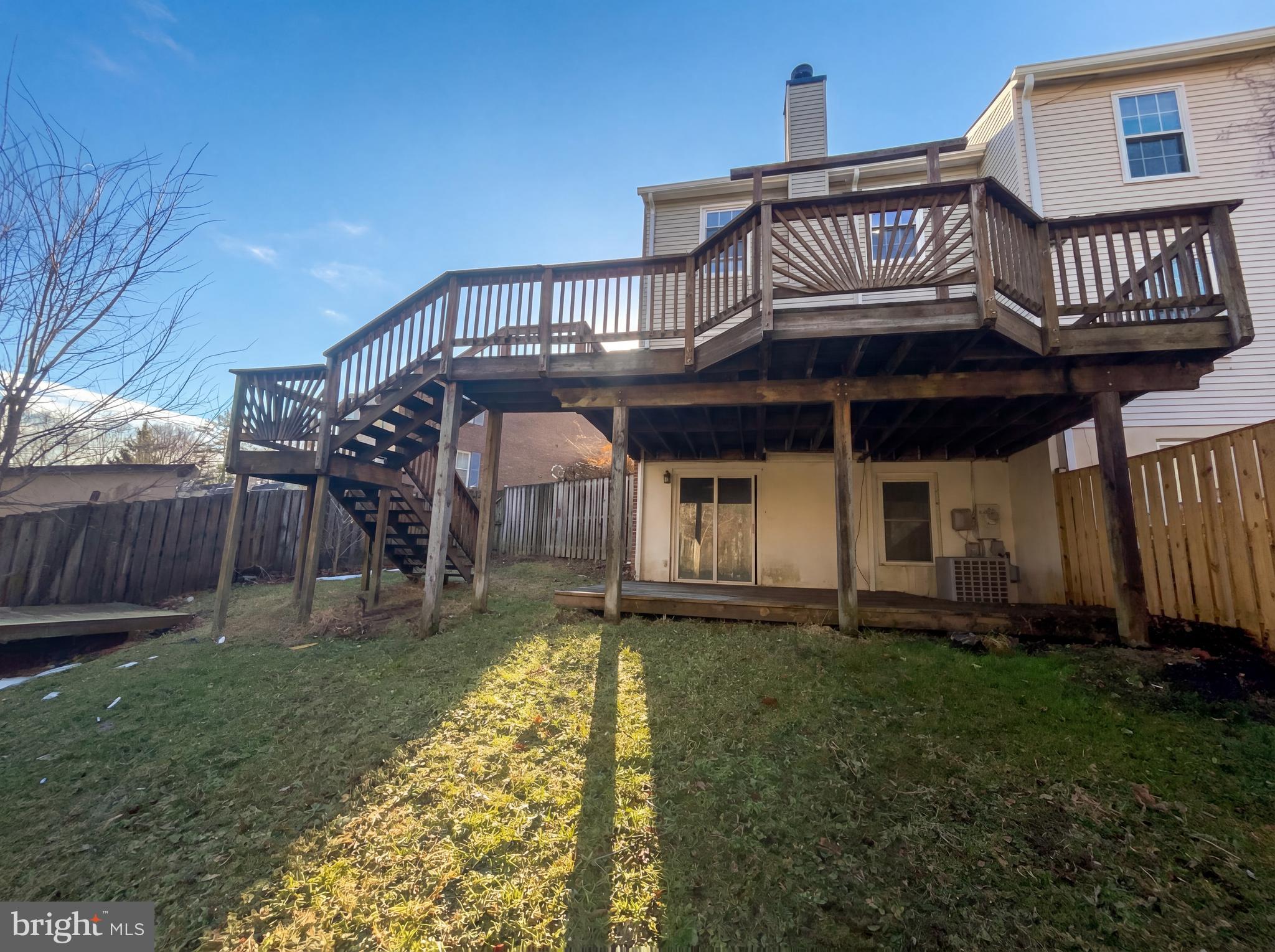 6352 SHAUNDALE DRIVE