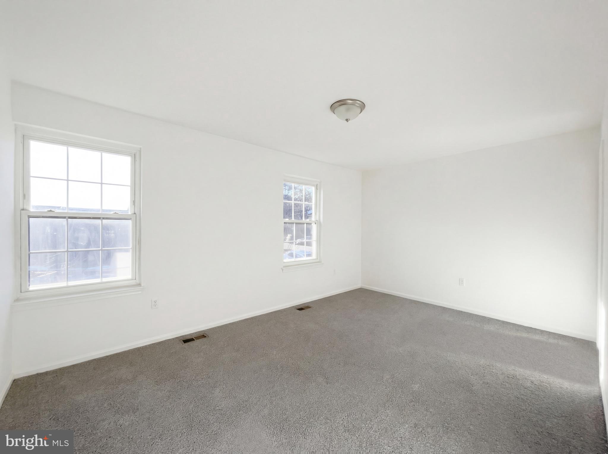 SHANNON STATION - Residential