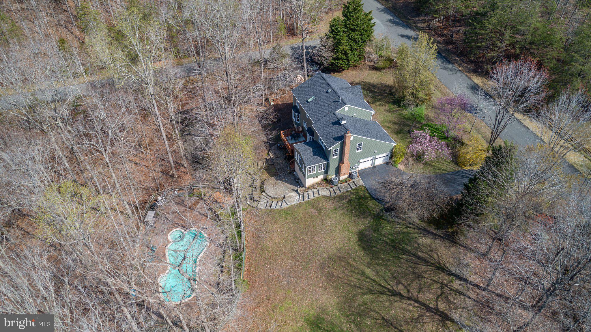 WATER EDGE ESTATES - Residential