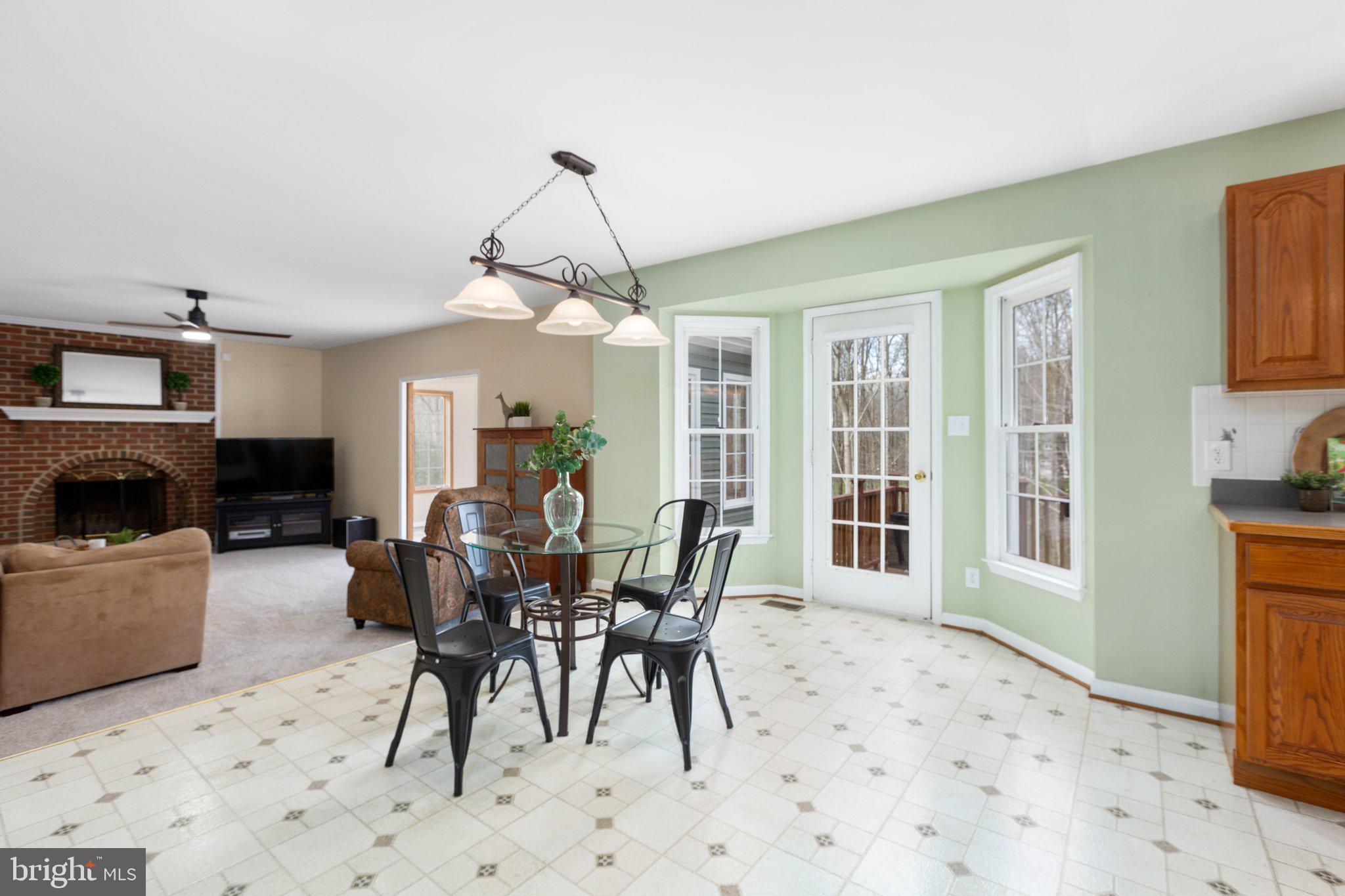 WATER EDGE ESTATES - Residential