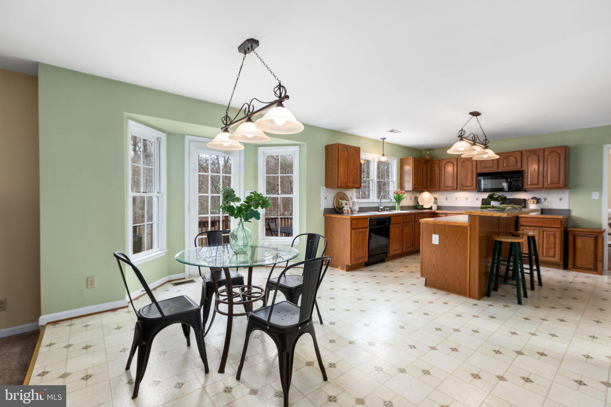 WATER EDGE ESTATES - Residential