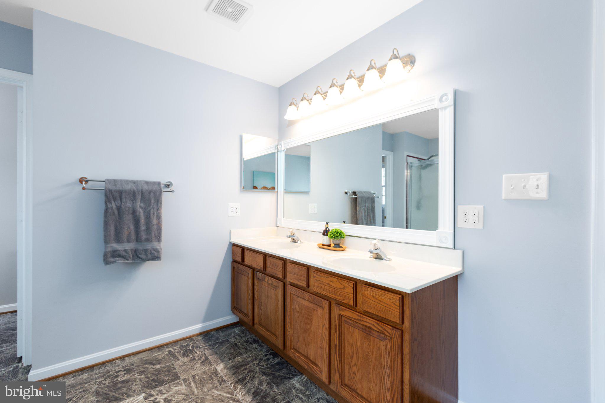 WATER EDGE ESTATES - Residential