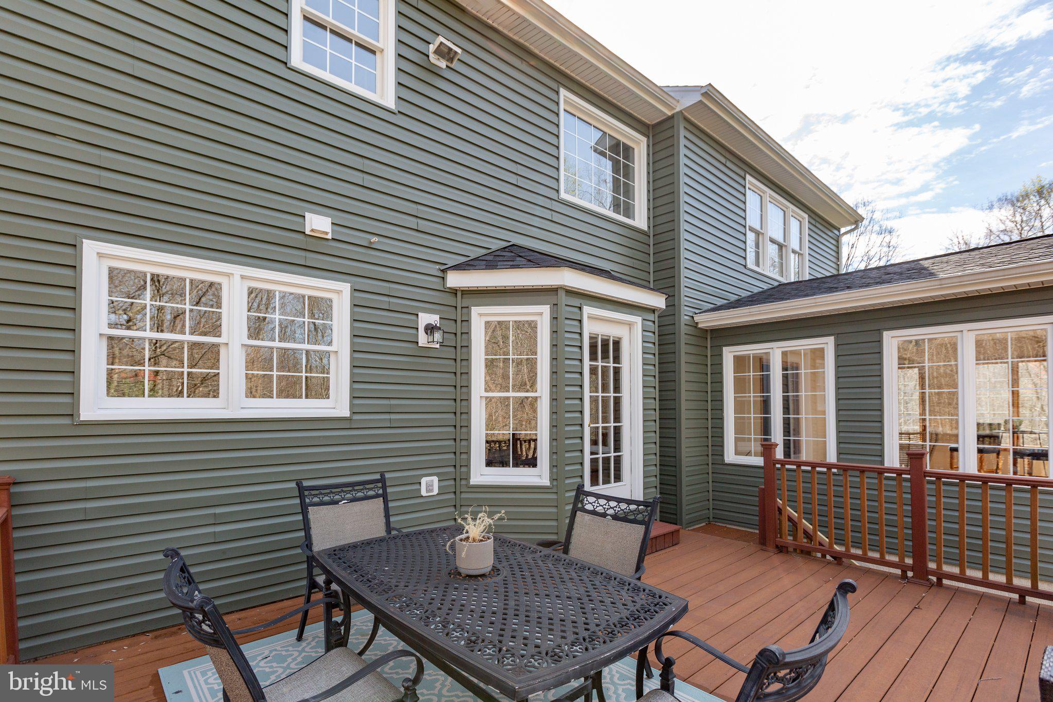 WATER EDGE ESTATES - Residential