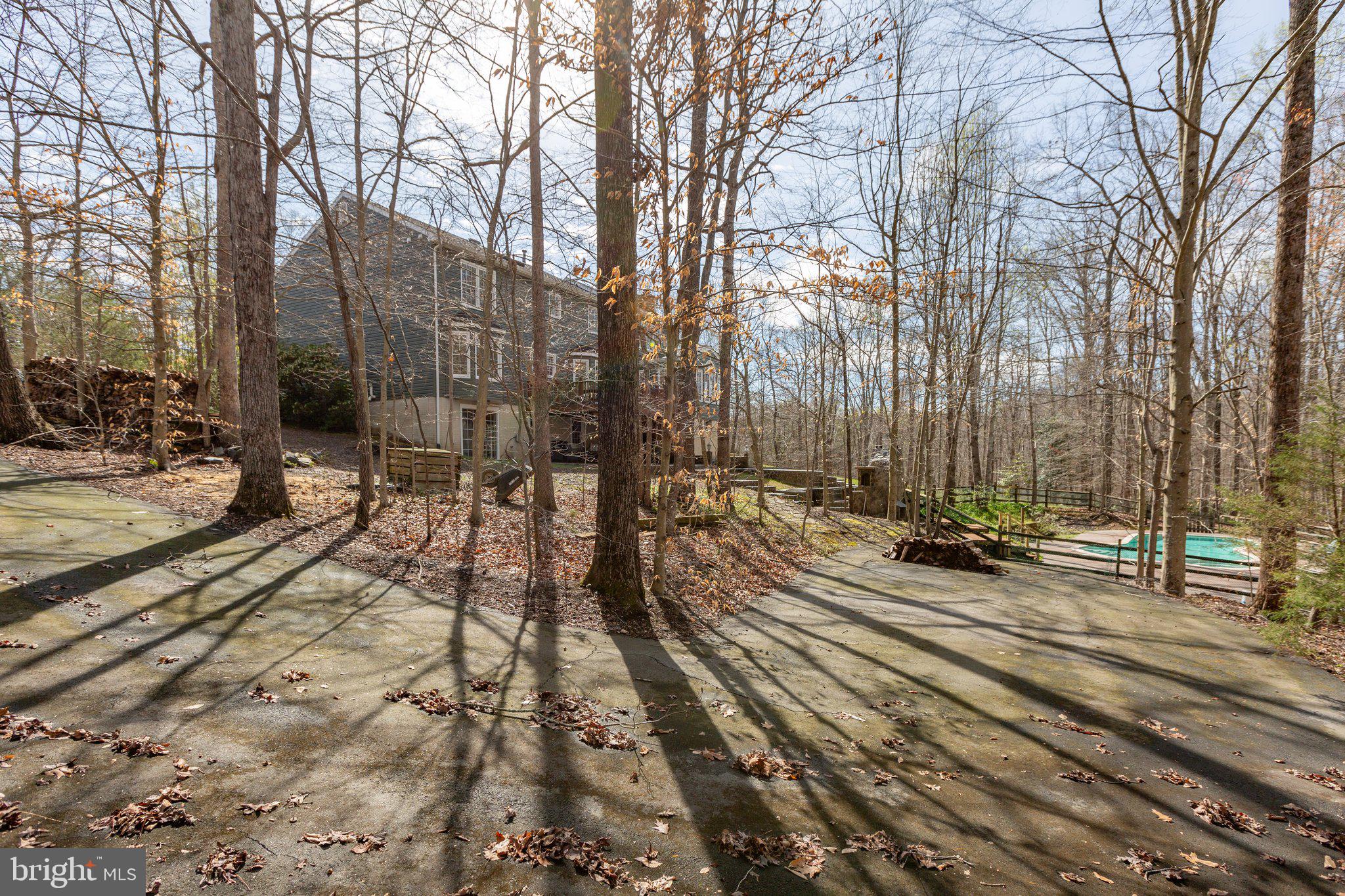 WATER EDGE ESTATES - Residential