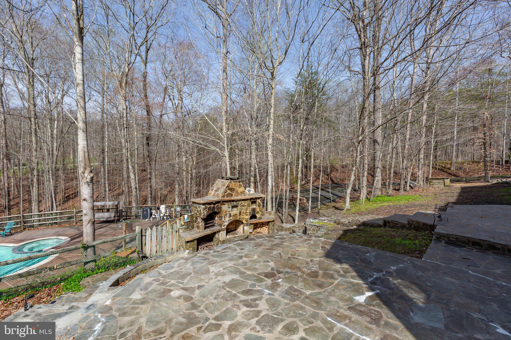 WATER EDGE ESTATES - Residential