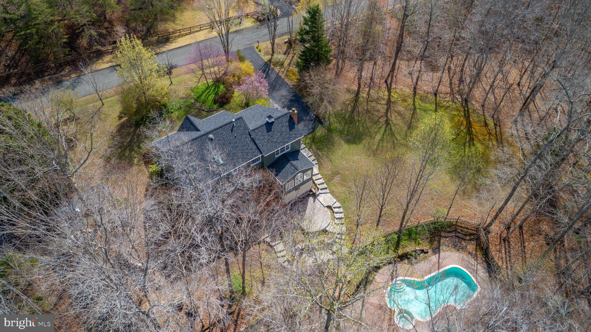 WATER EDGE ESTATES - Residential