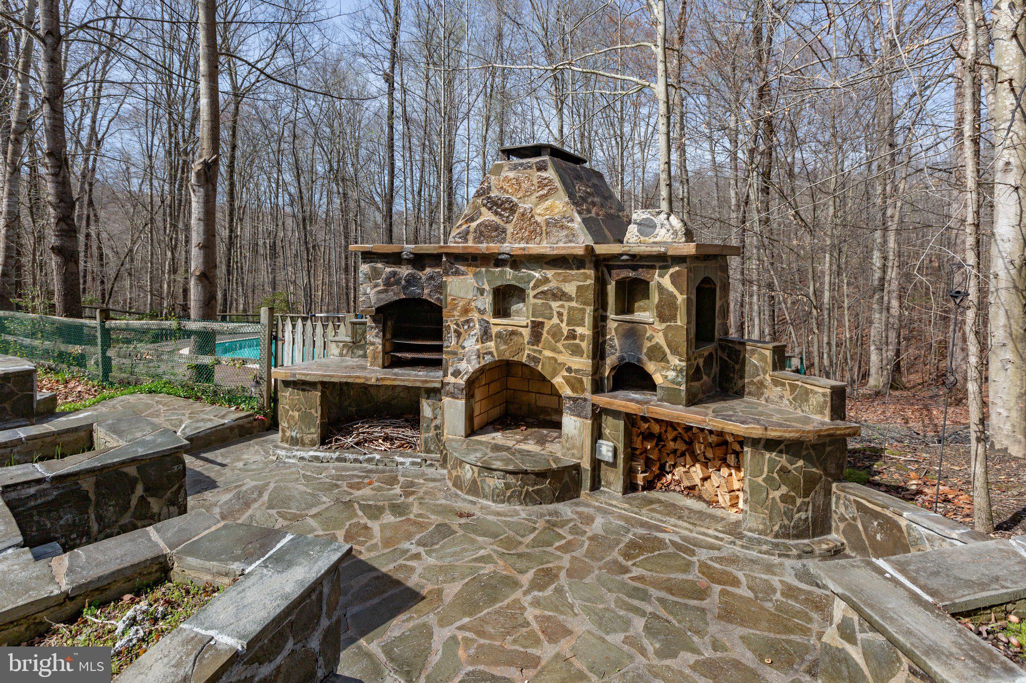 WATER EDGE ESTATES - Residential