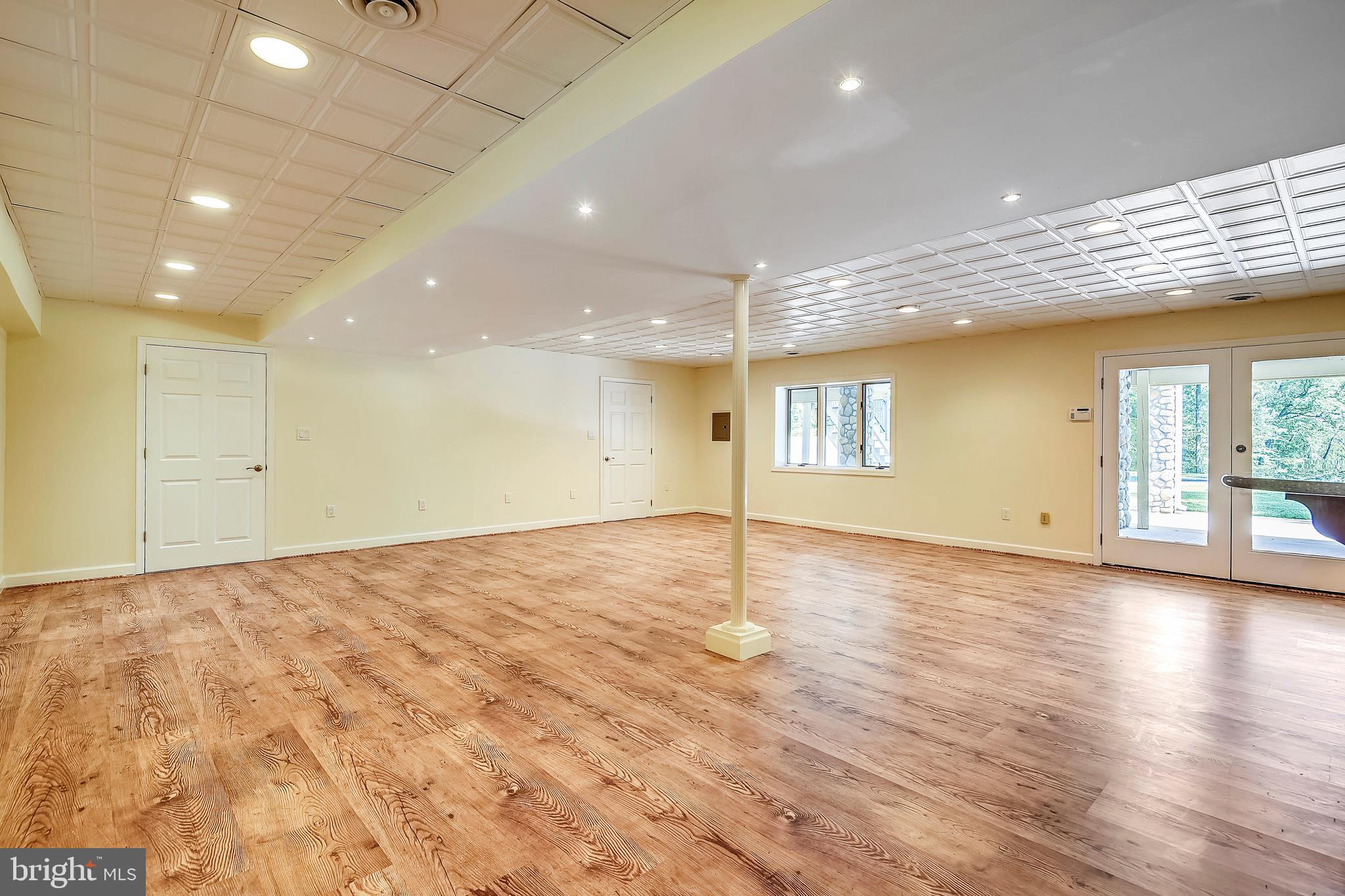 CEDAR POINT - Residential