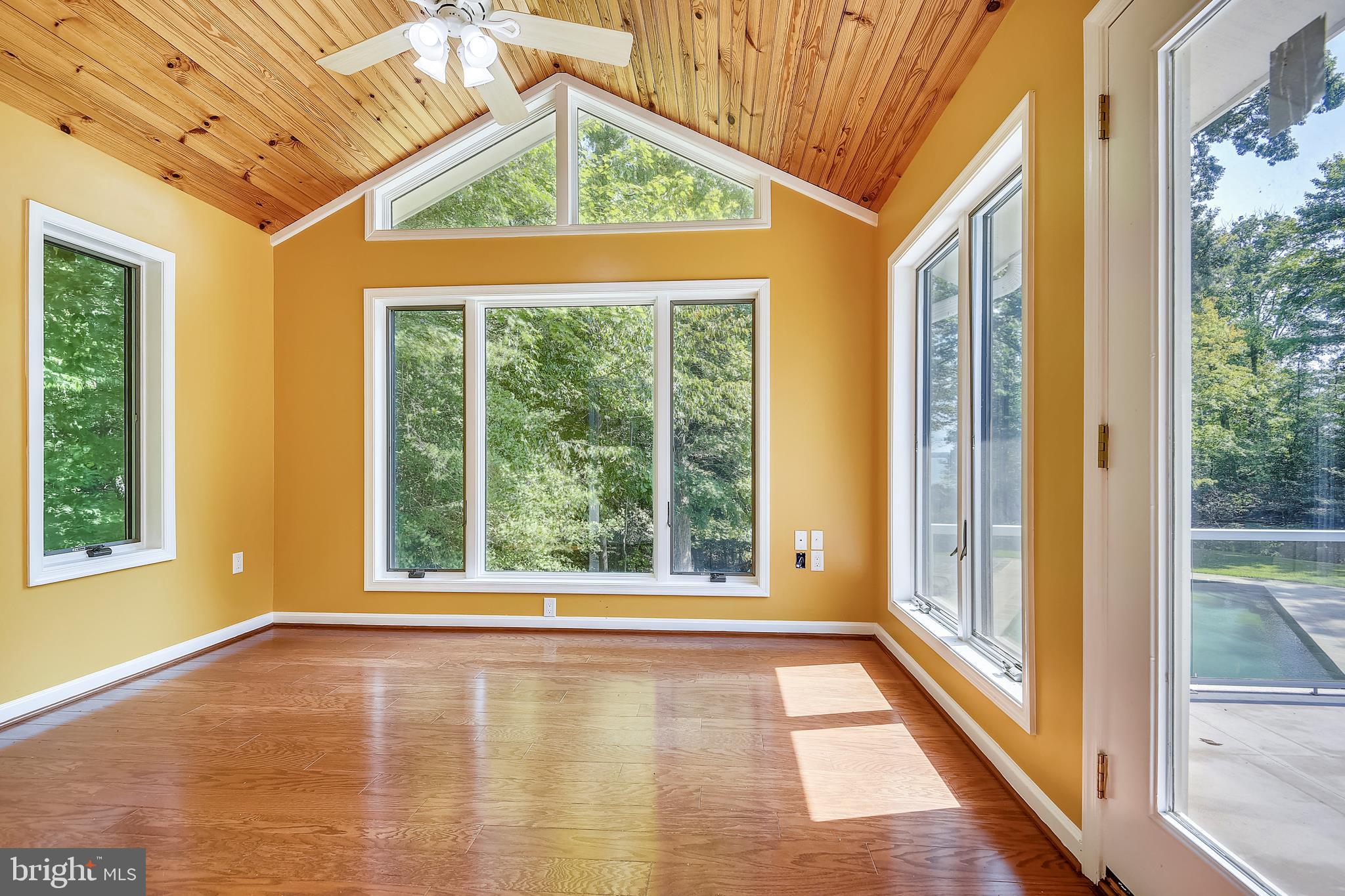 CEDAR POINT - Residential