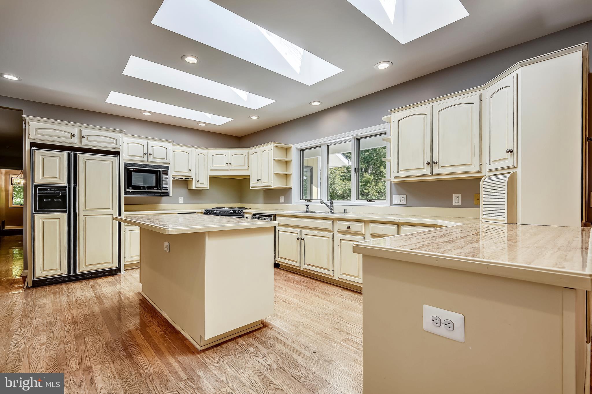 CEDAR POINT - Residential