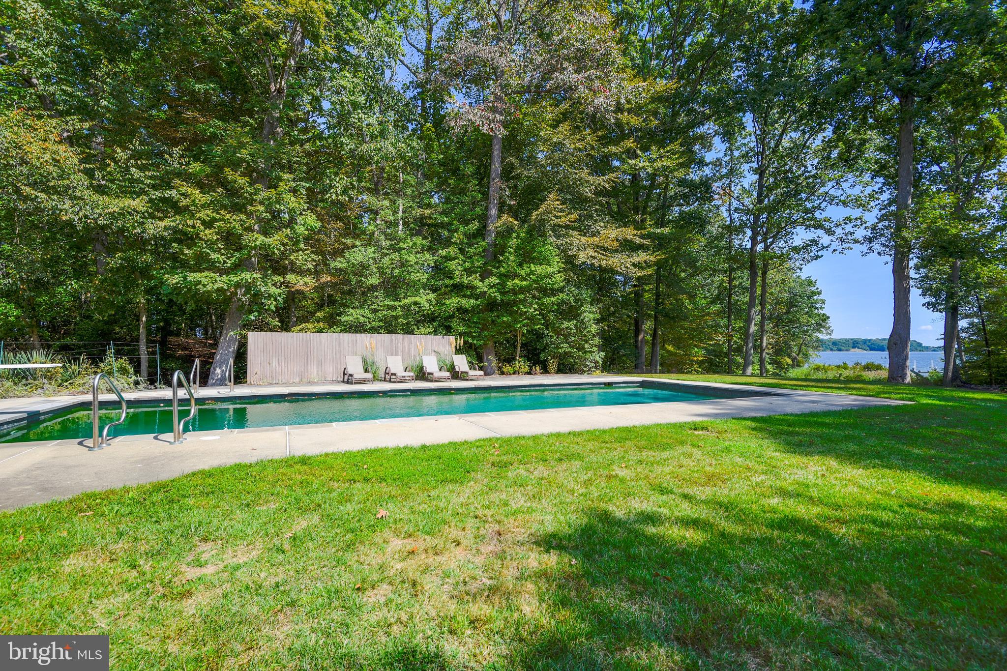 CEDAR POINT - Residential