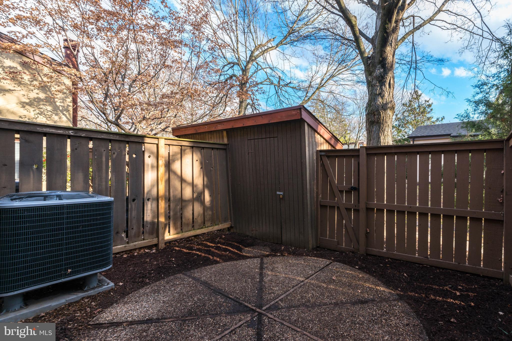 SIERRA VILLAS - Residential