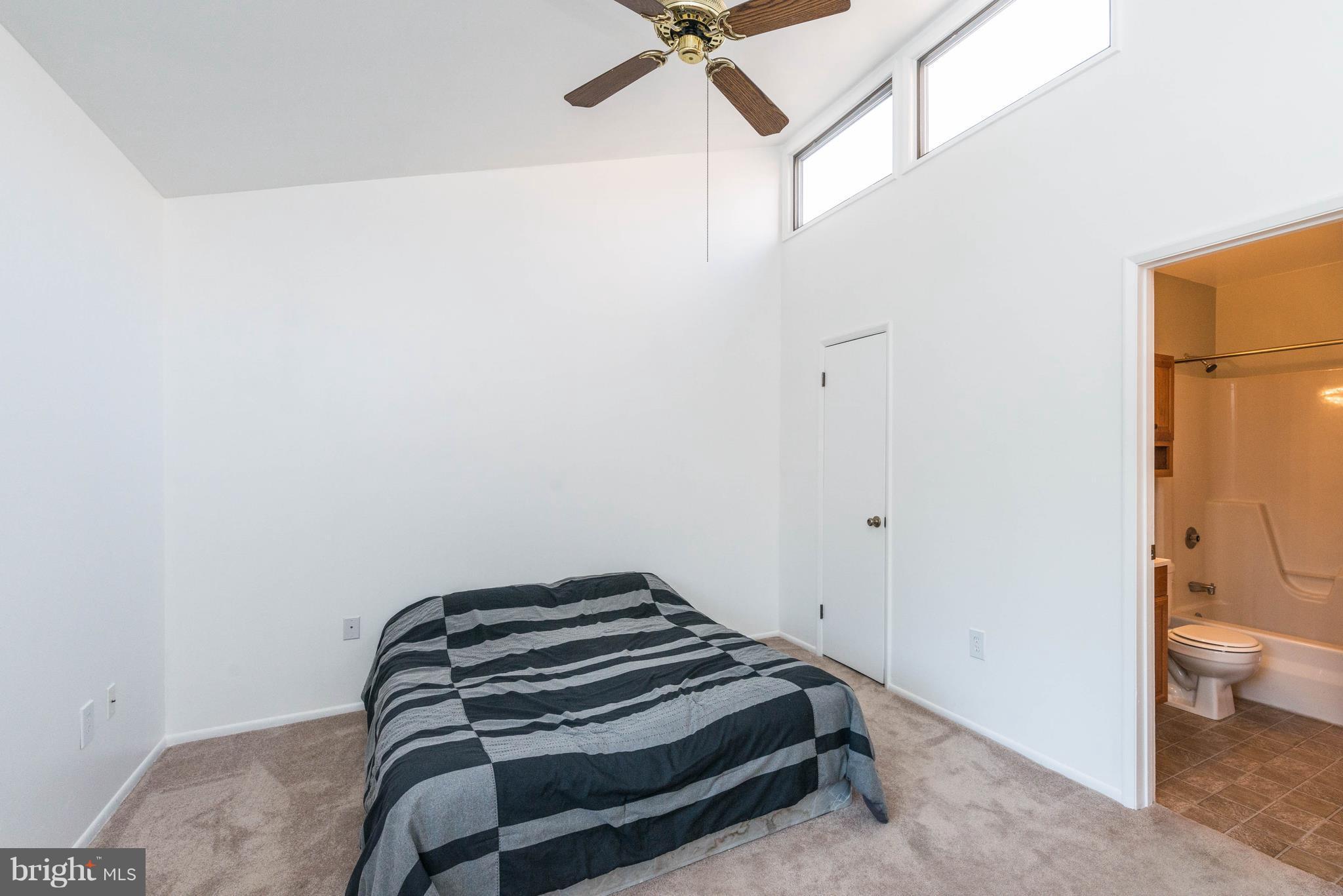 SIERRA VILLAS - Residential