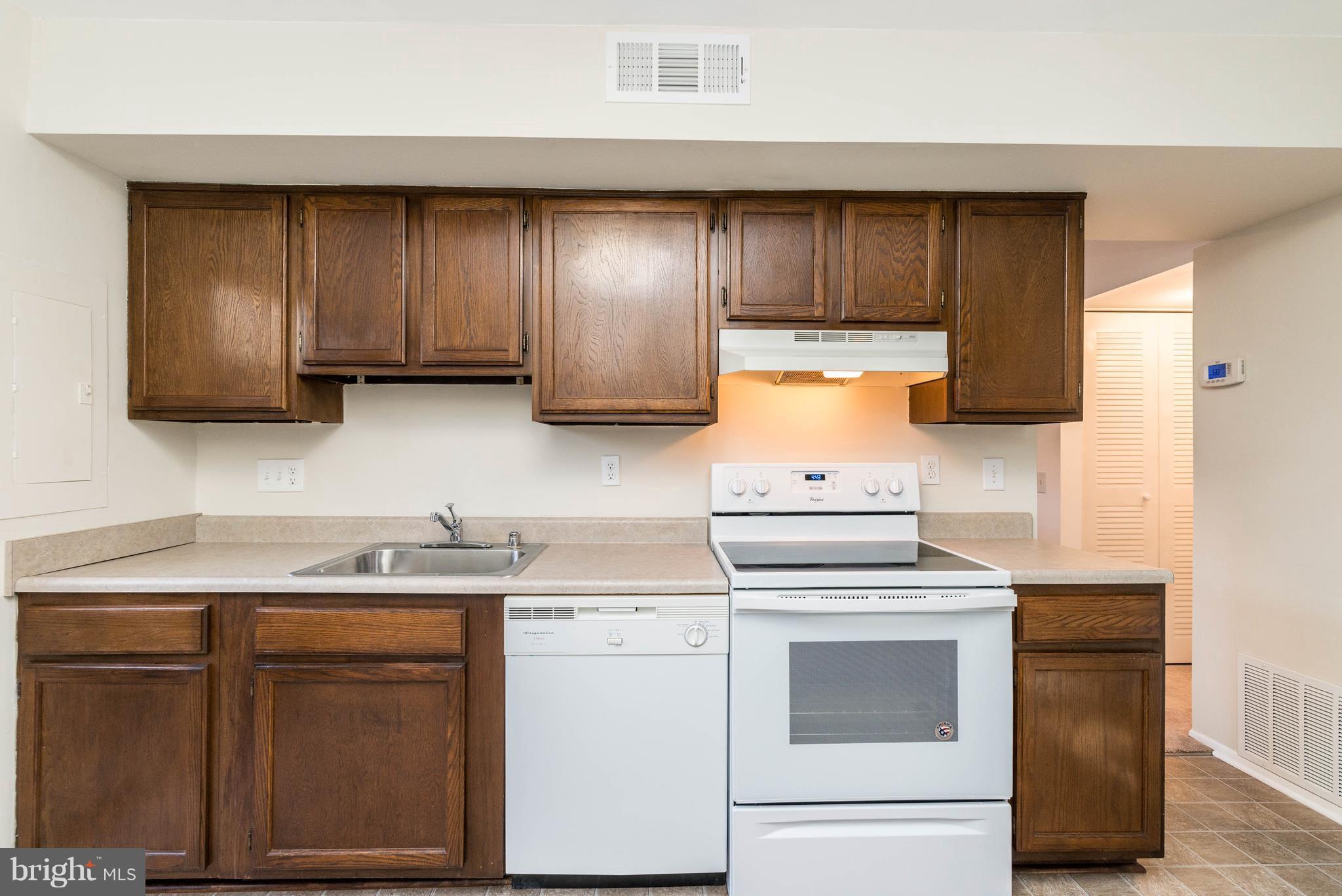 SIERRA VILLAS - Residential