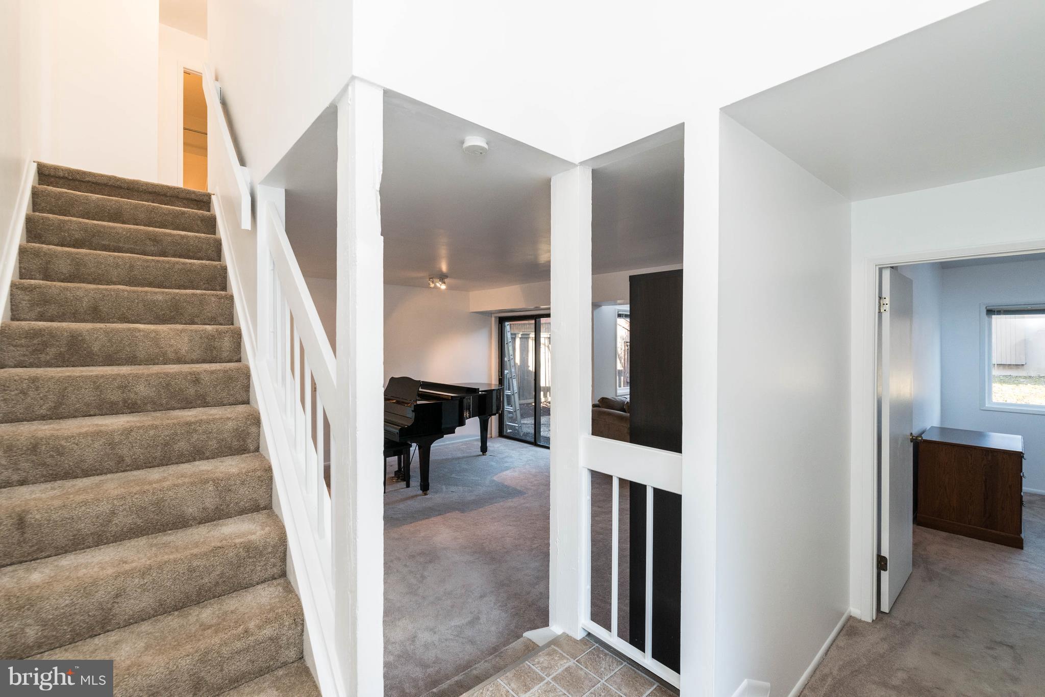 SIERRA VILLAS - Residential