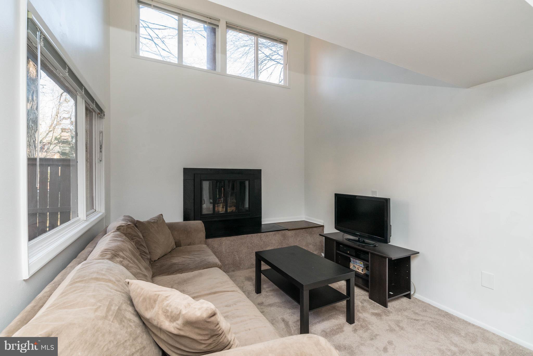 SIERRA VILLAS - Residential