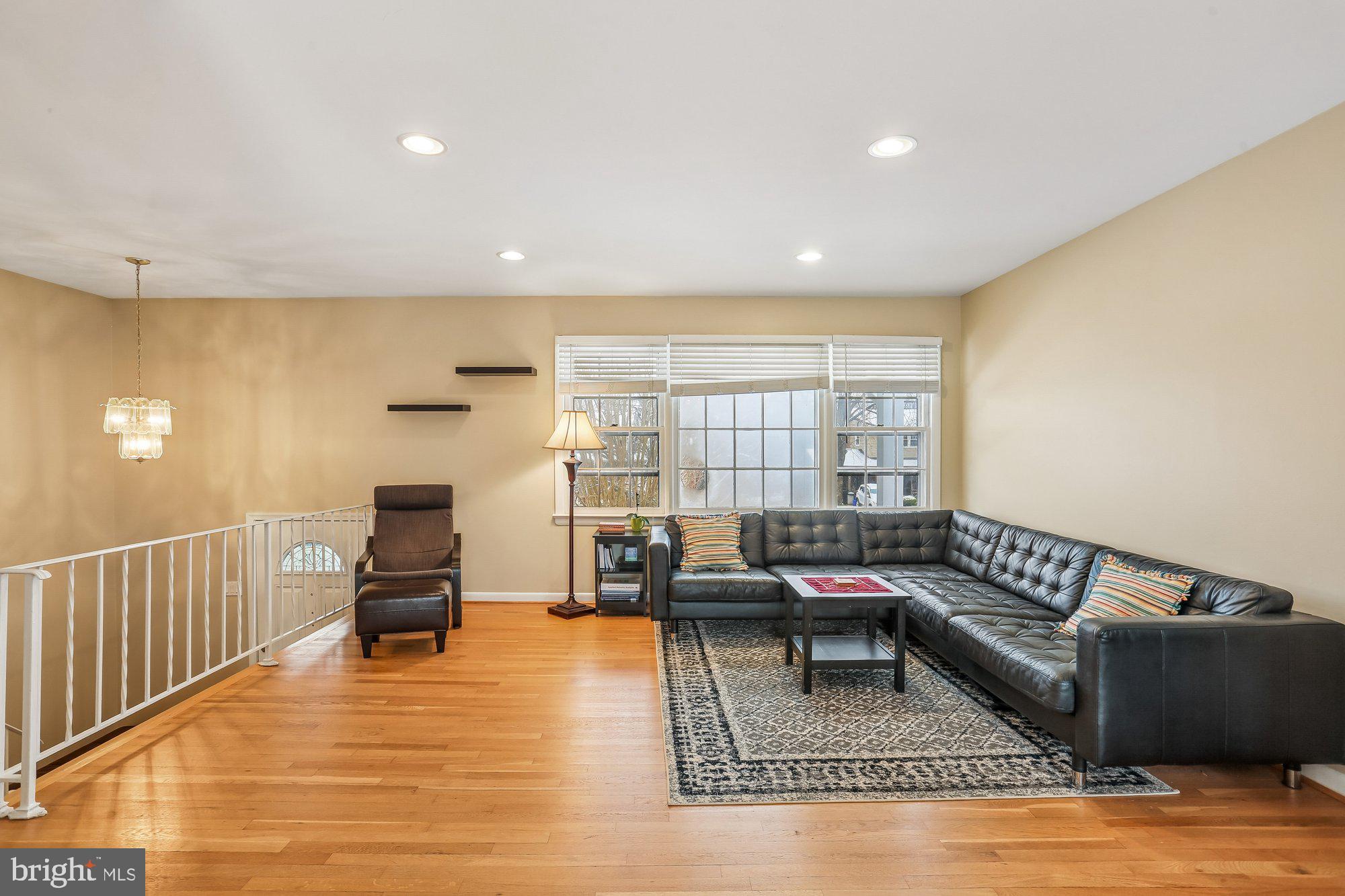 REGENCY ESTATES - Residential