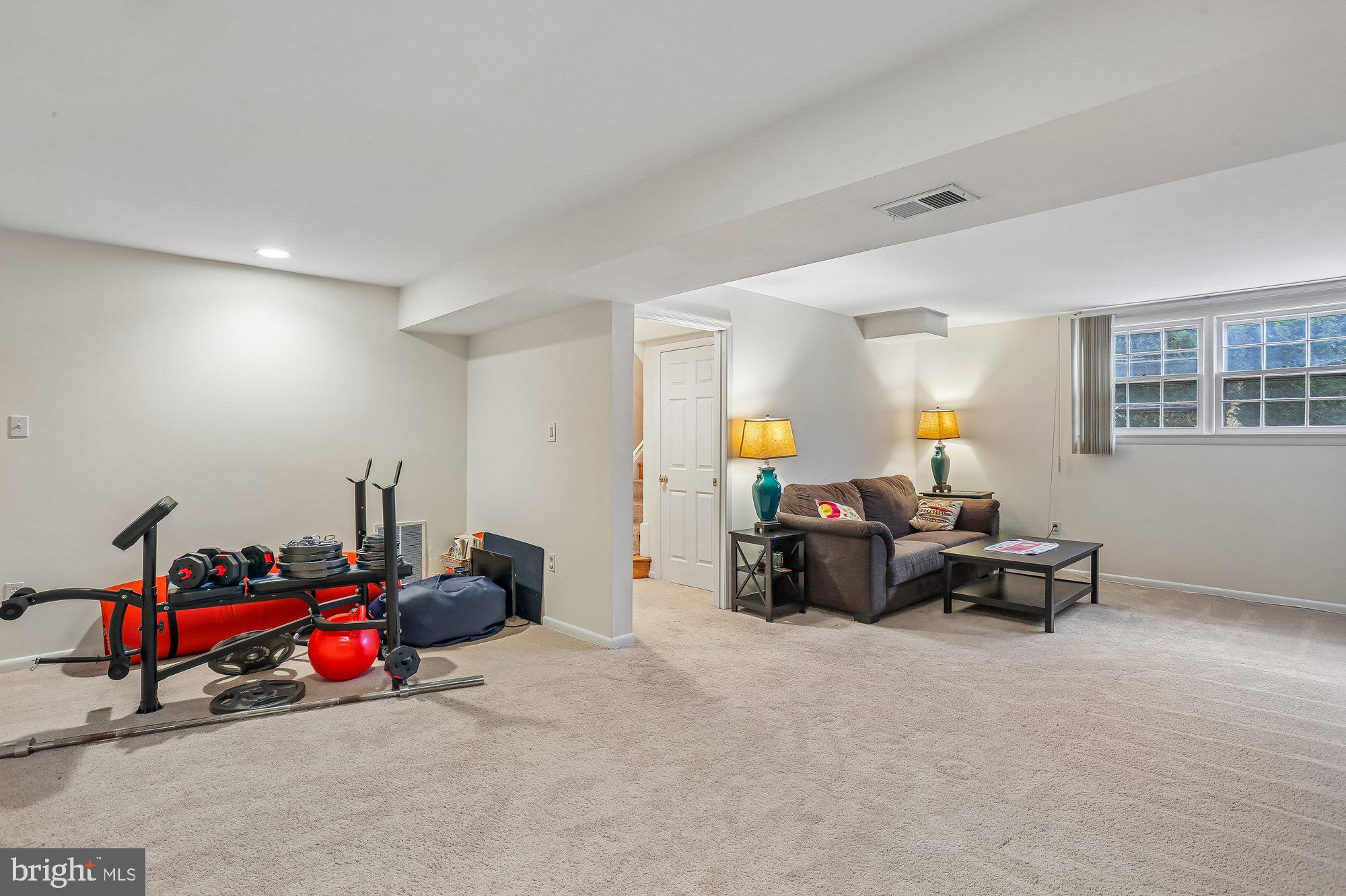 REGENCY ESTATES - Residential