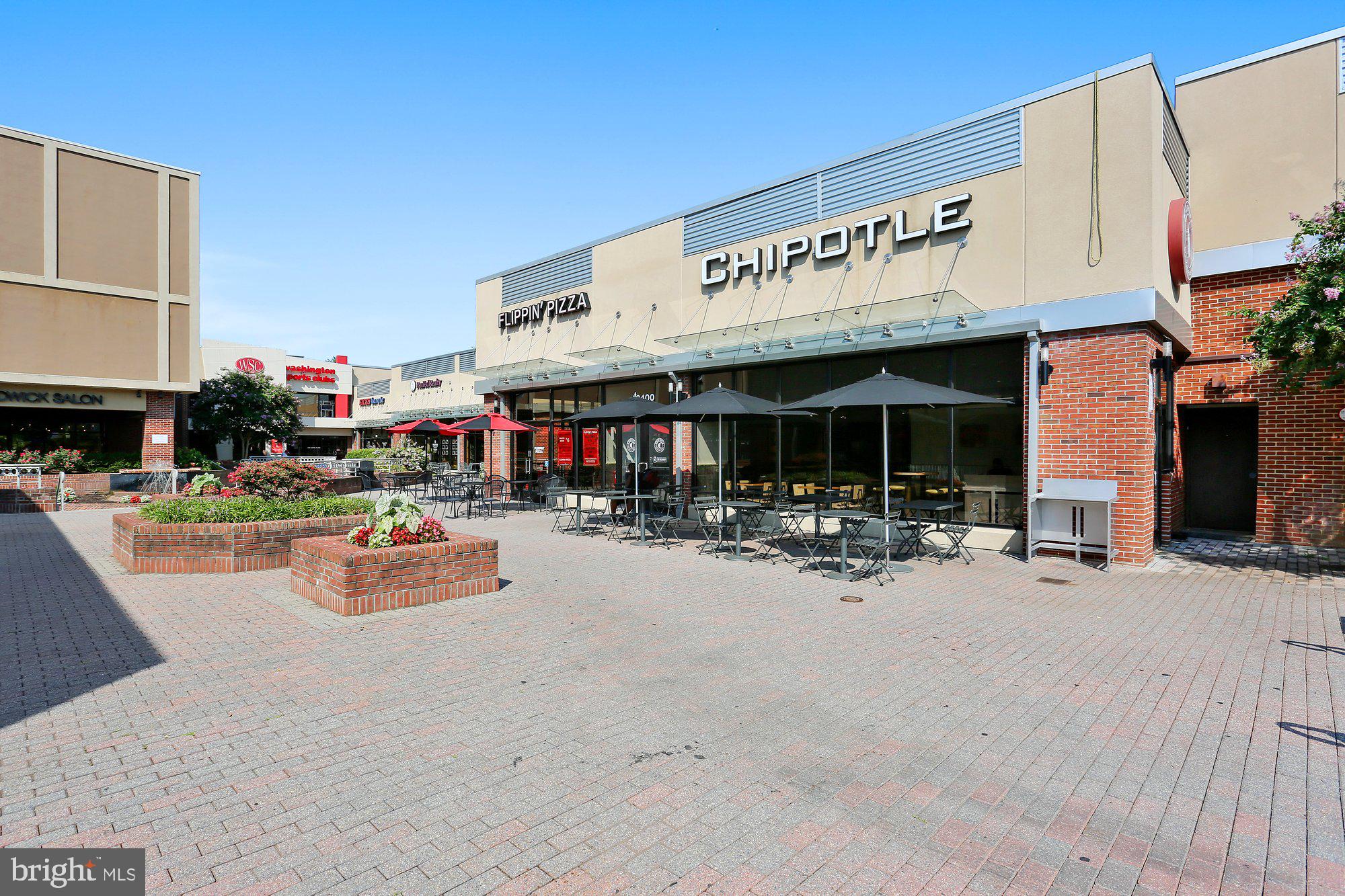 REGENCY ESTATES - Residential