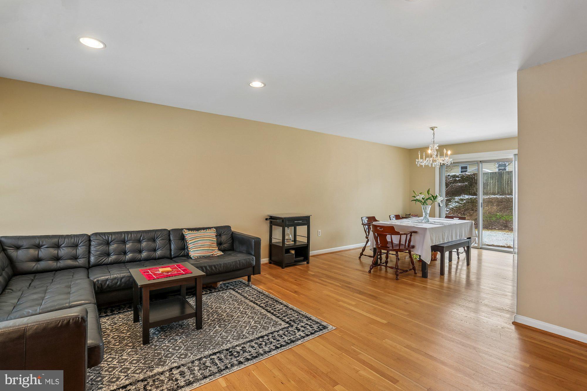 REGENCY ESTATES - Residential