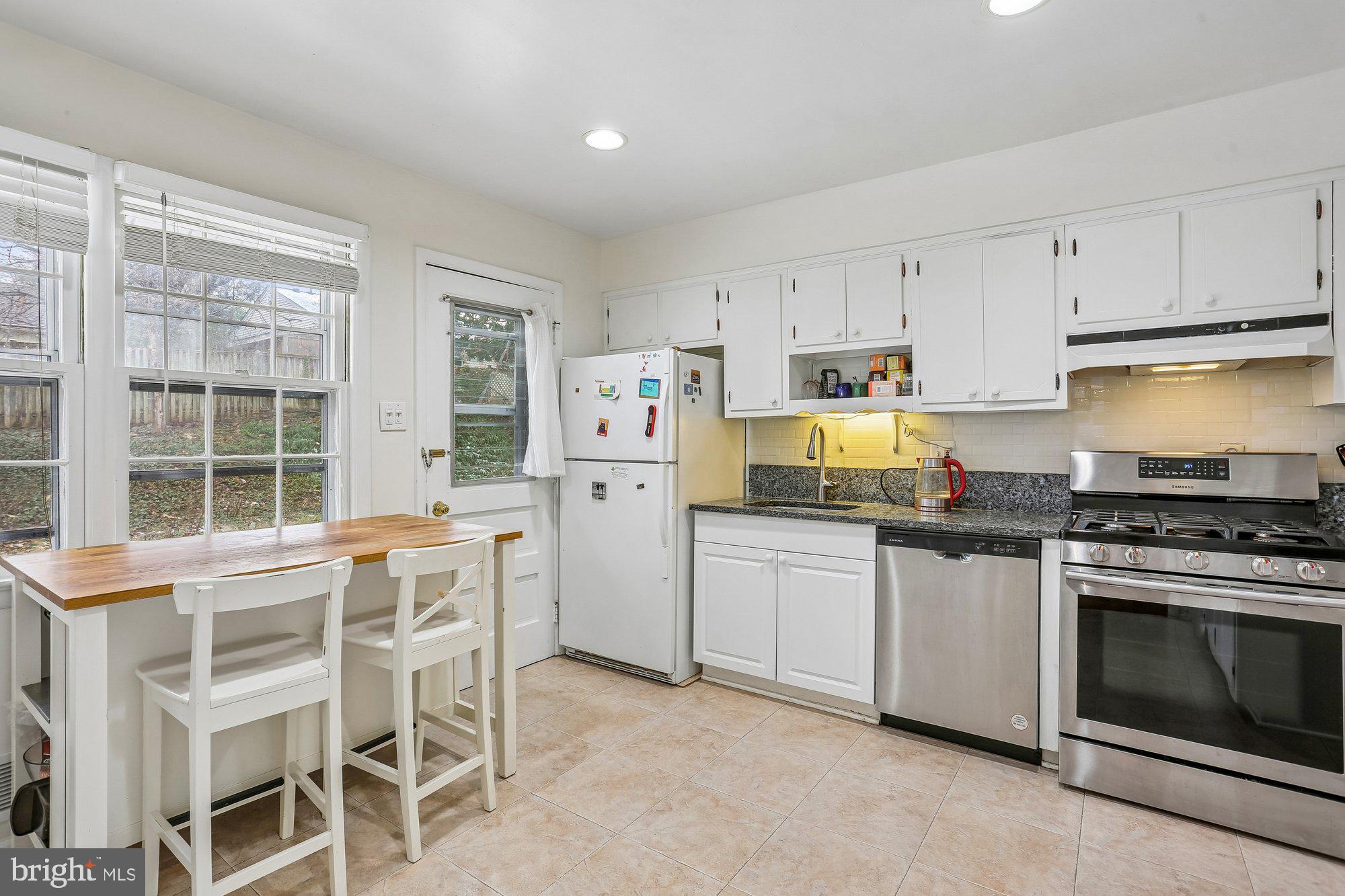 REGENCY ESTATES - Residential