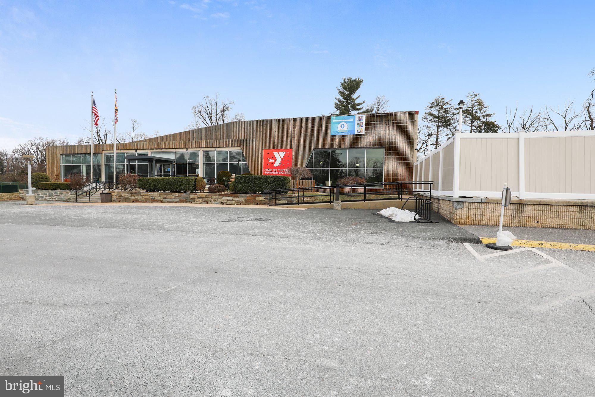 REGENCY ESTATES - Residential