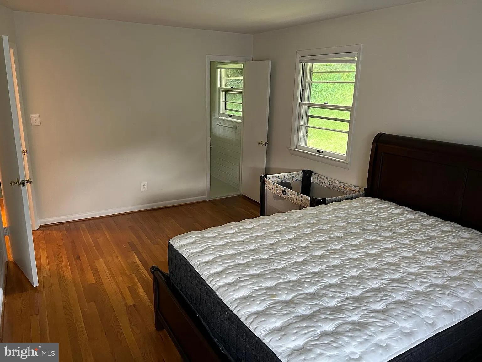 KENWOOD PARK - Residential Lease