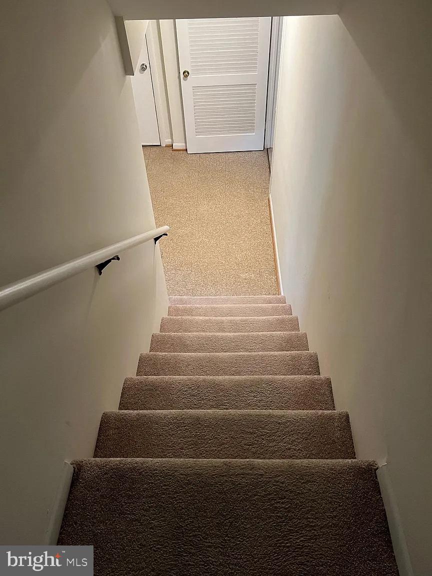 KENWOOD PARK - Residential Lease