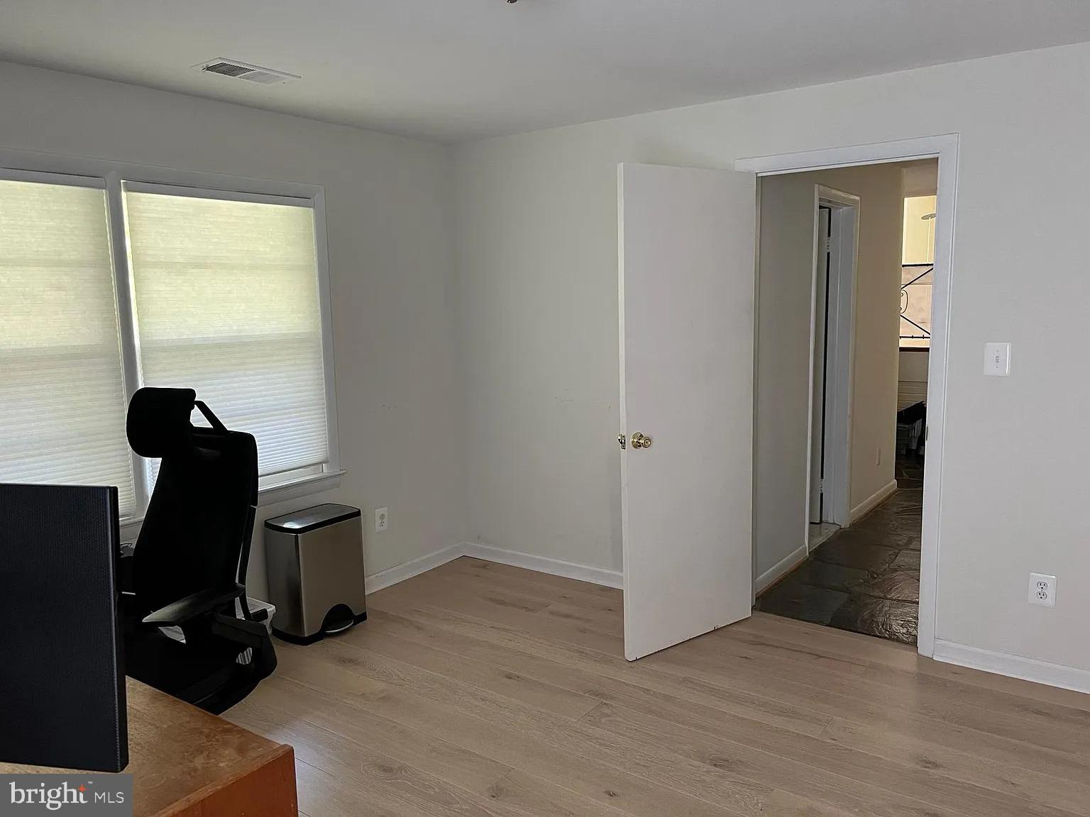 KENWOOD PARK - Residential Lease