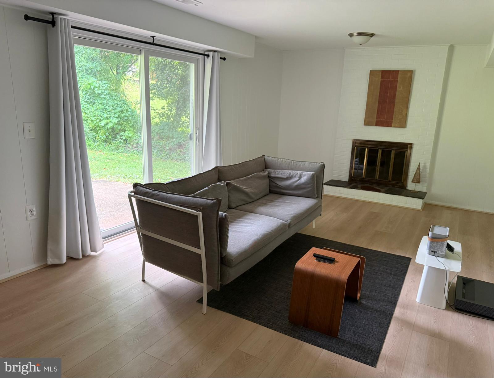 KENWOOD PARK - Residential Lease