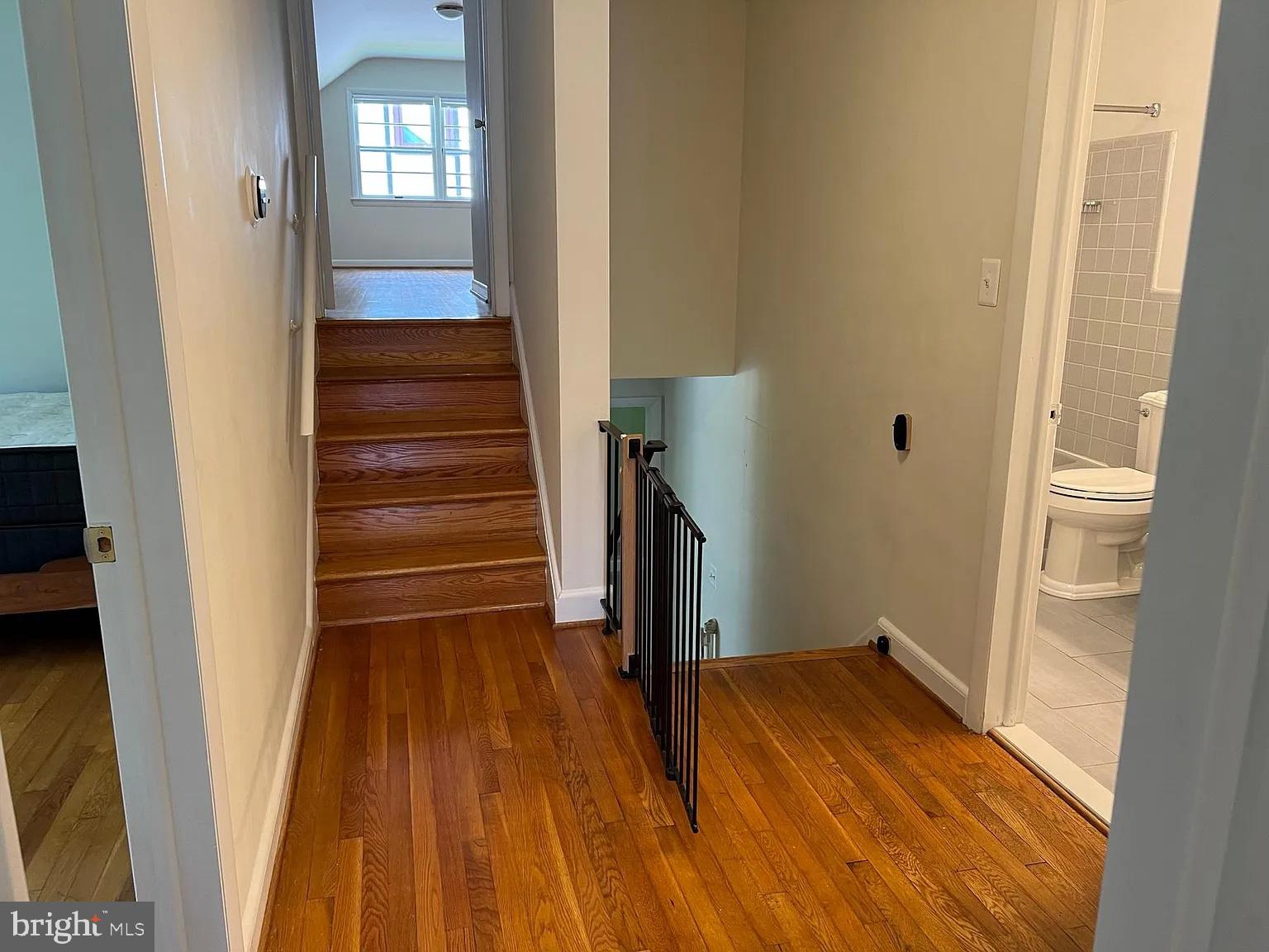 KENWOOD PARK - Residential Lease