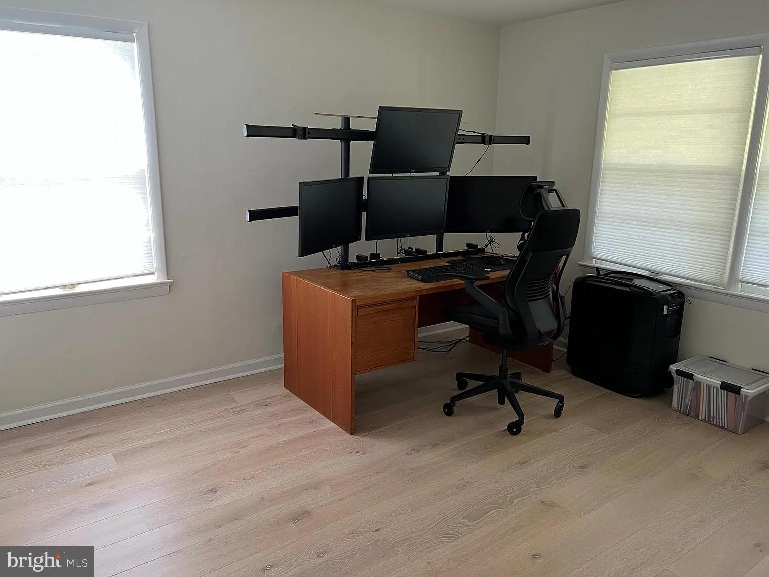 KENWOOD PARK - Residential Lease