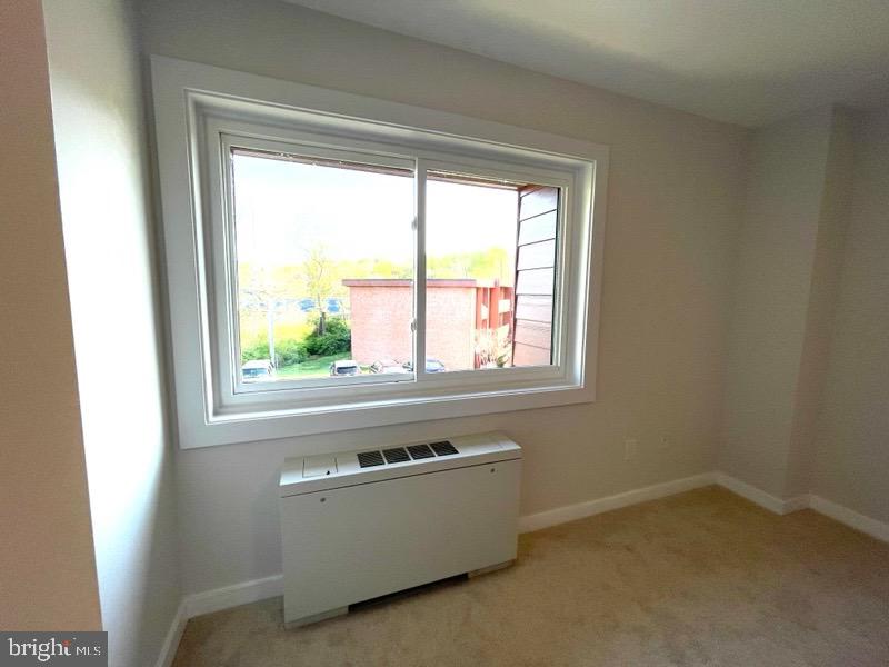 GEORGE MASON VILLAGE - Residential