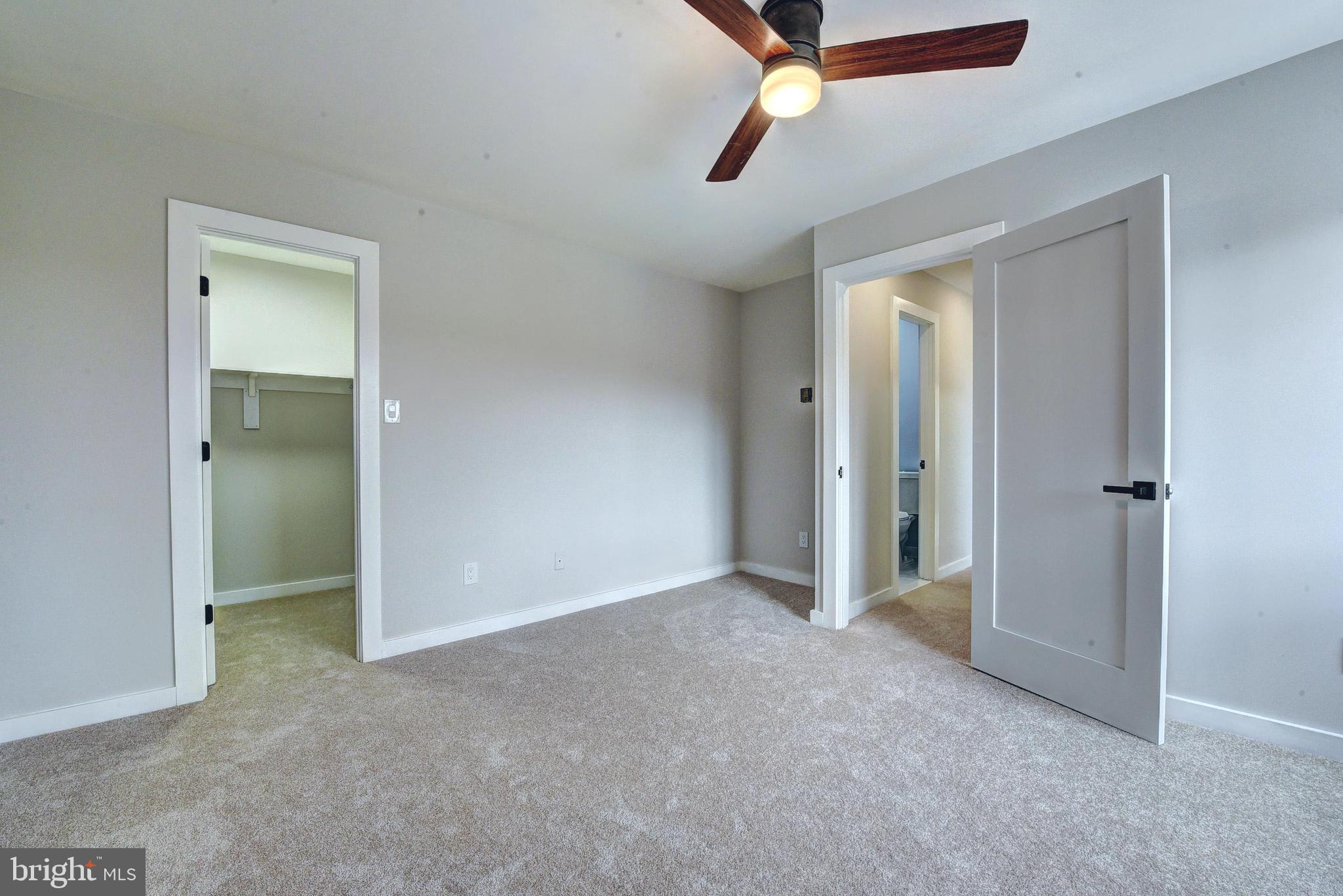 GEORGE MASON VILLAGE - Residential