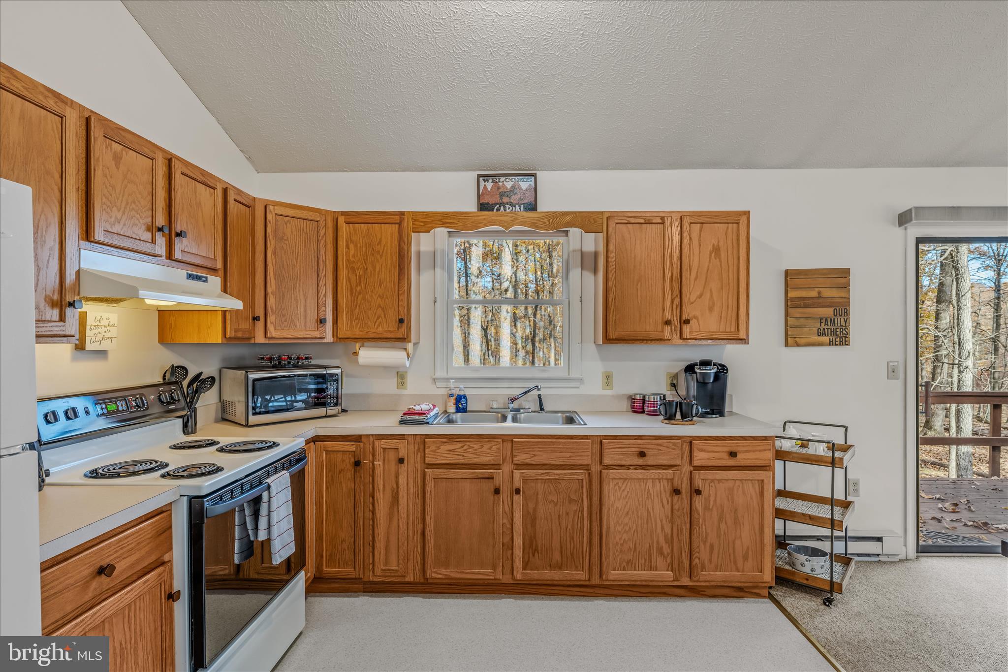 RIVER RIDGE SUBDIVISION - Residential Lease