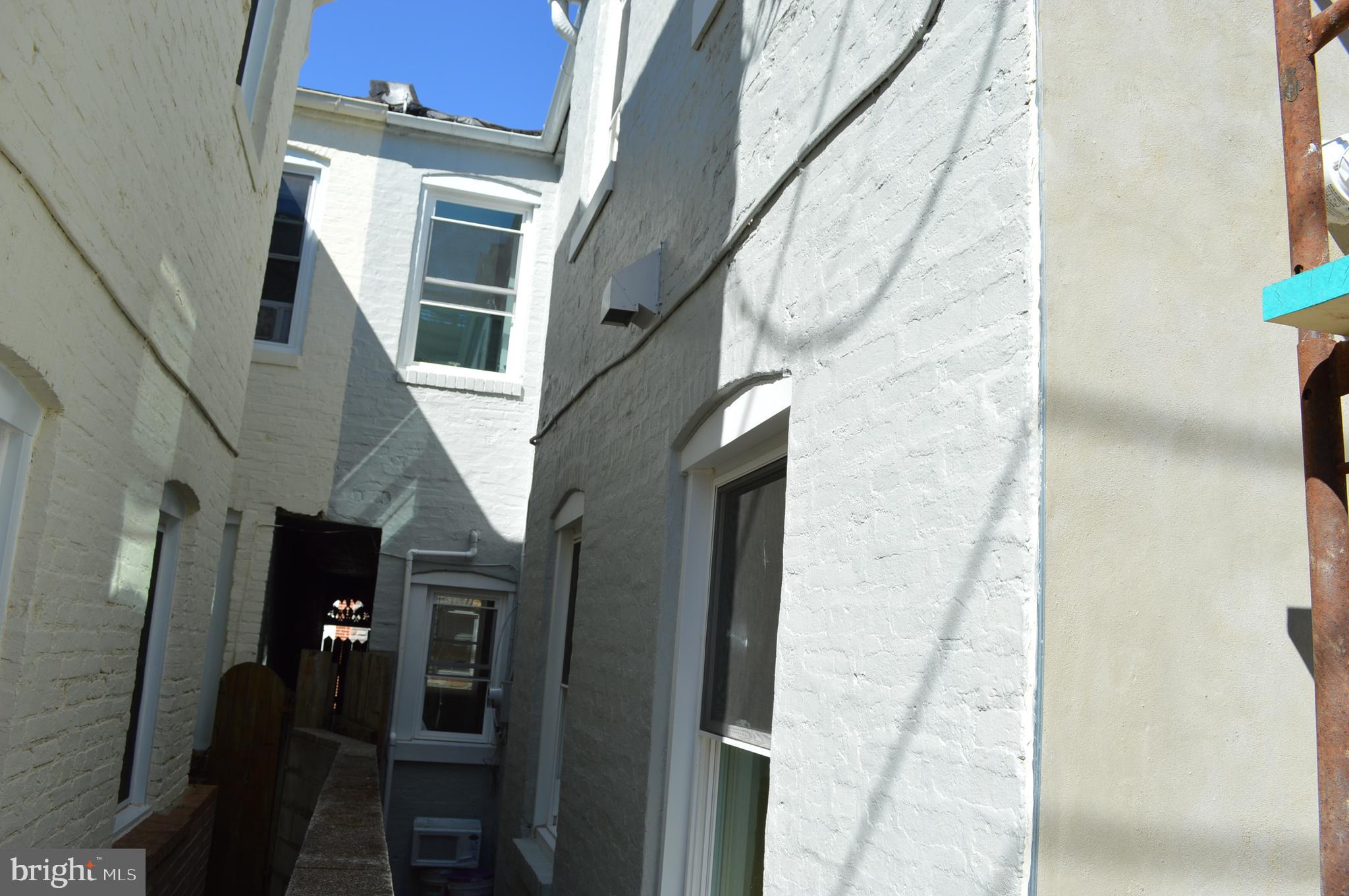 FELLS POINT HISTORIC DISTRICT - Residential Lease