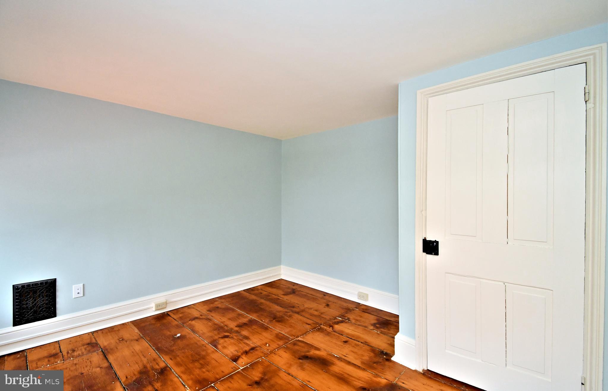 DOYLESTOWN BORO - Residential Lease