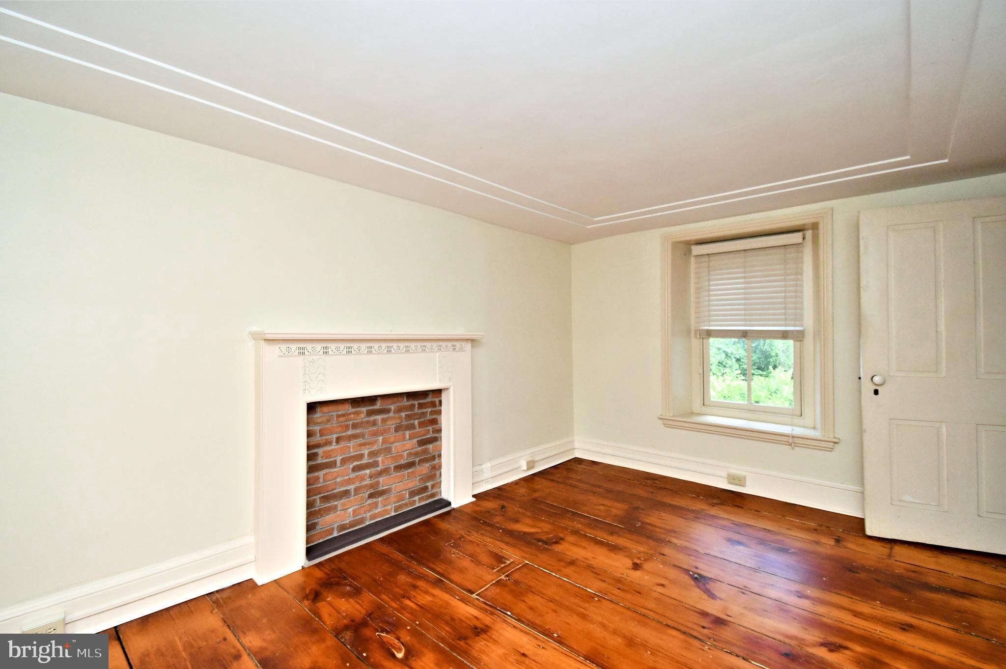 DOYLESTOWN BORO - Residential Lease