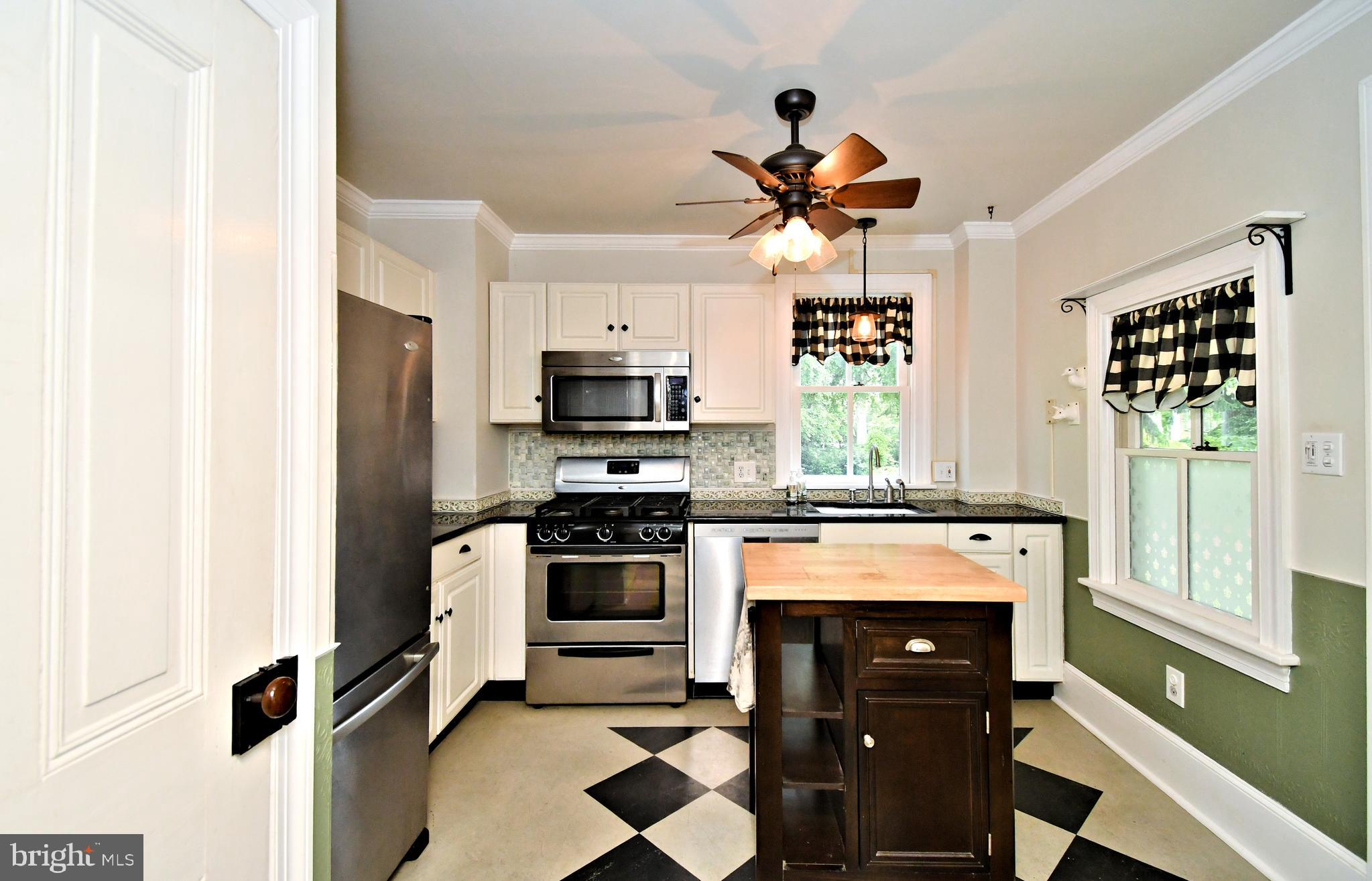 DOYLESTOWN BORO - Residential Lease