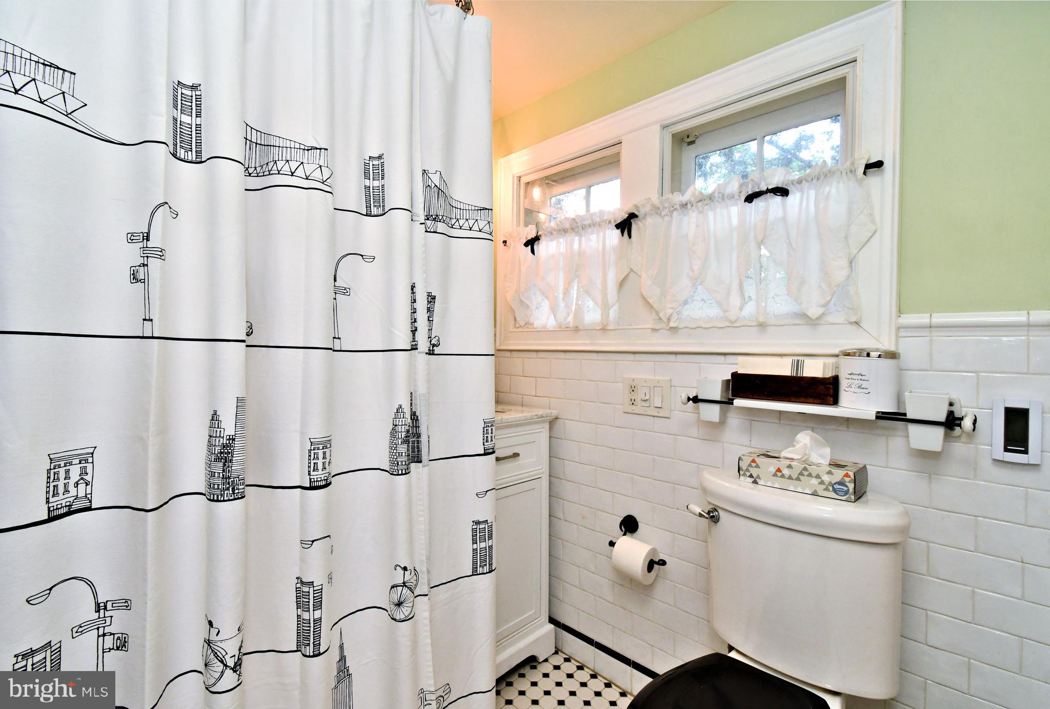 DOYLESTOWN BORO - Residential Lease