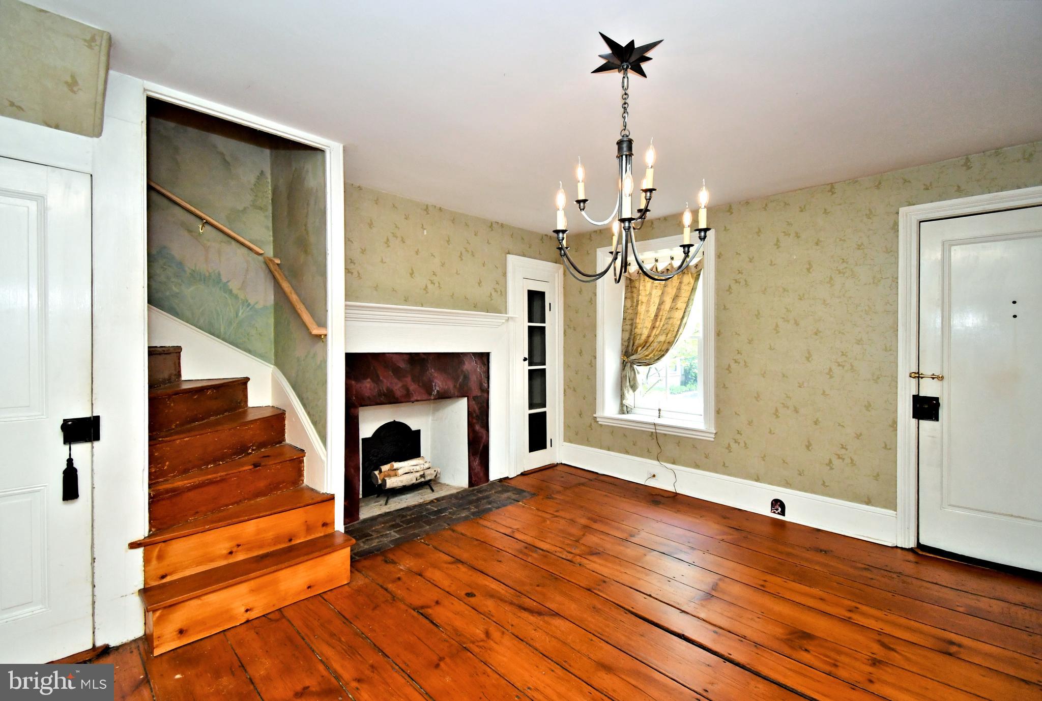 DOYLESTOWN BORO - Residential Lease