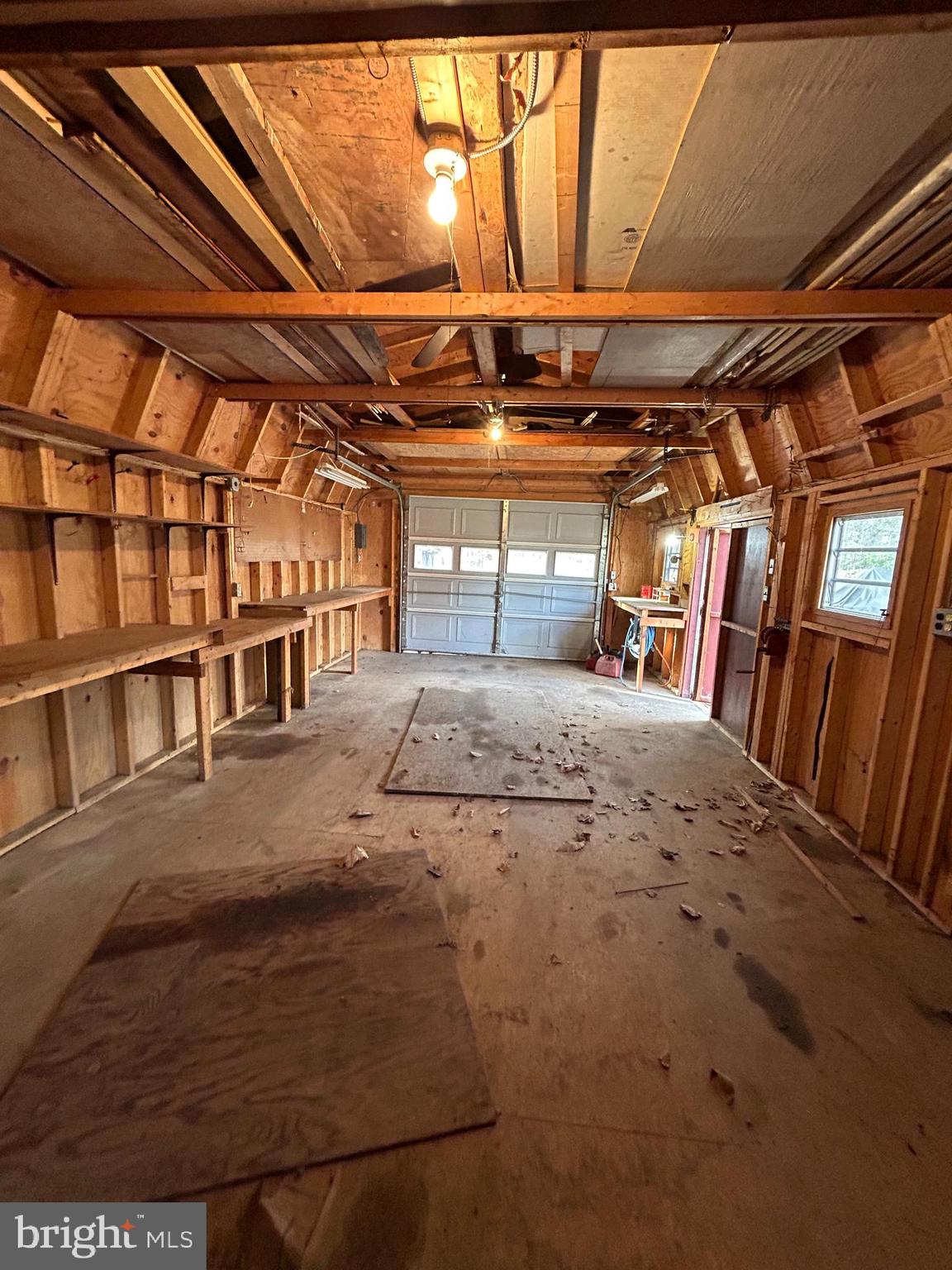 LONG VIEW HEIGHTS - Residential Lease