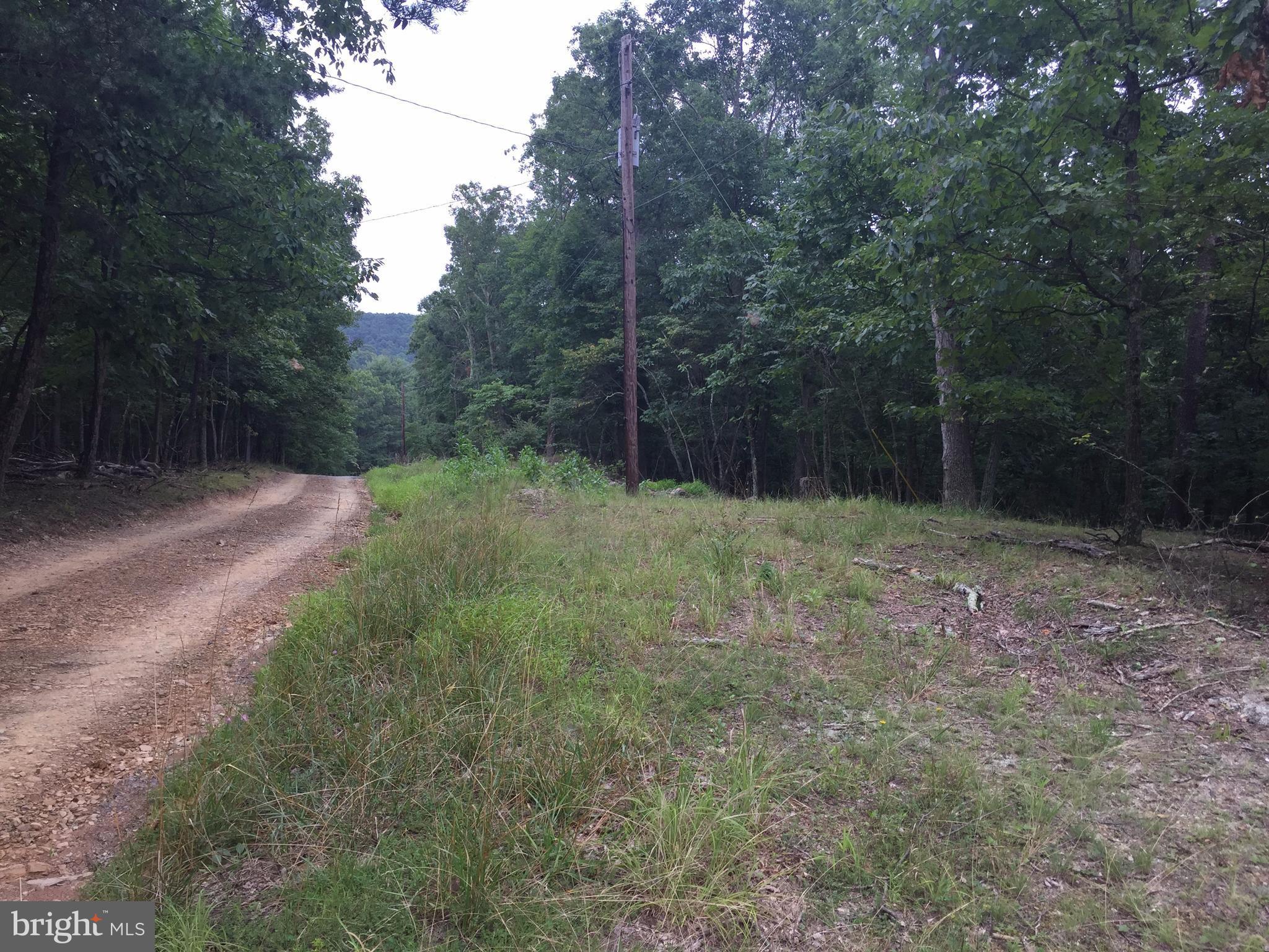 SLEEPY CREEK HIDE-A-WAY - Land