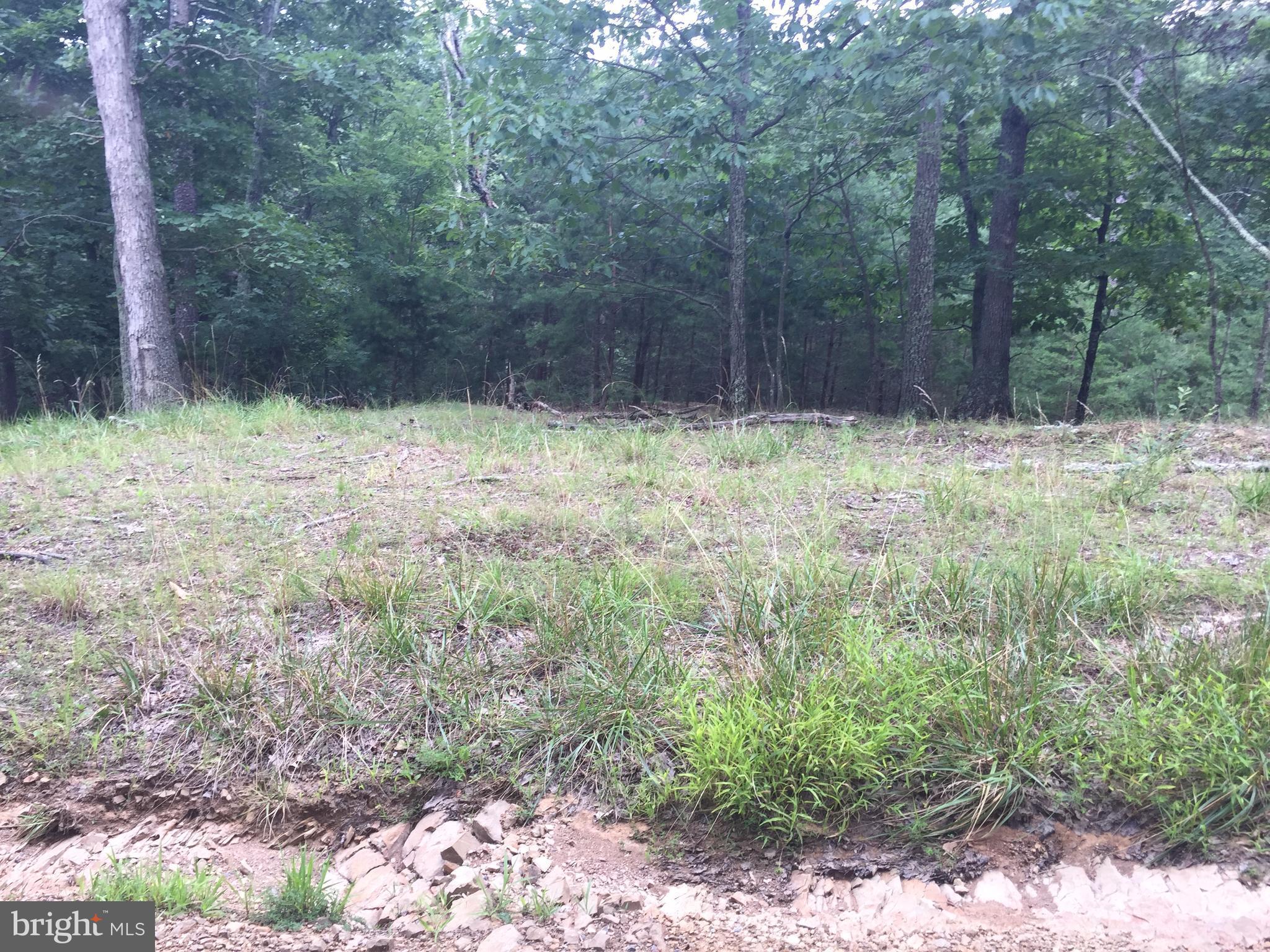 SLEEPY CREEK HIDE-A-WAY - Land