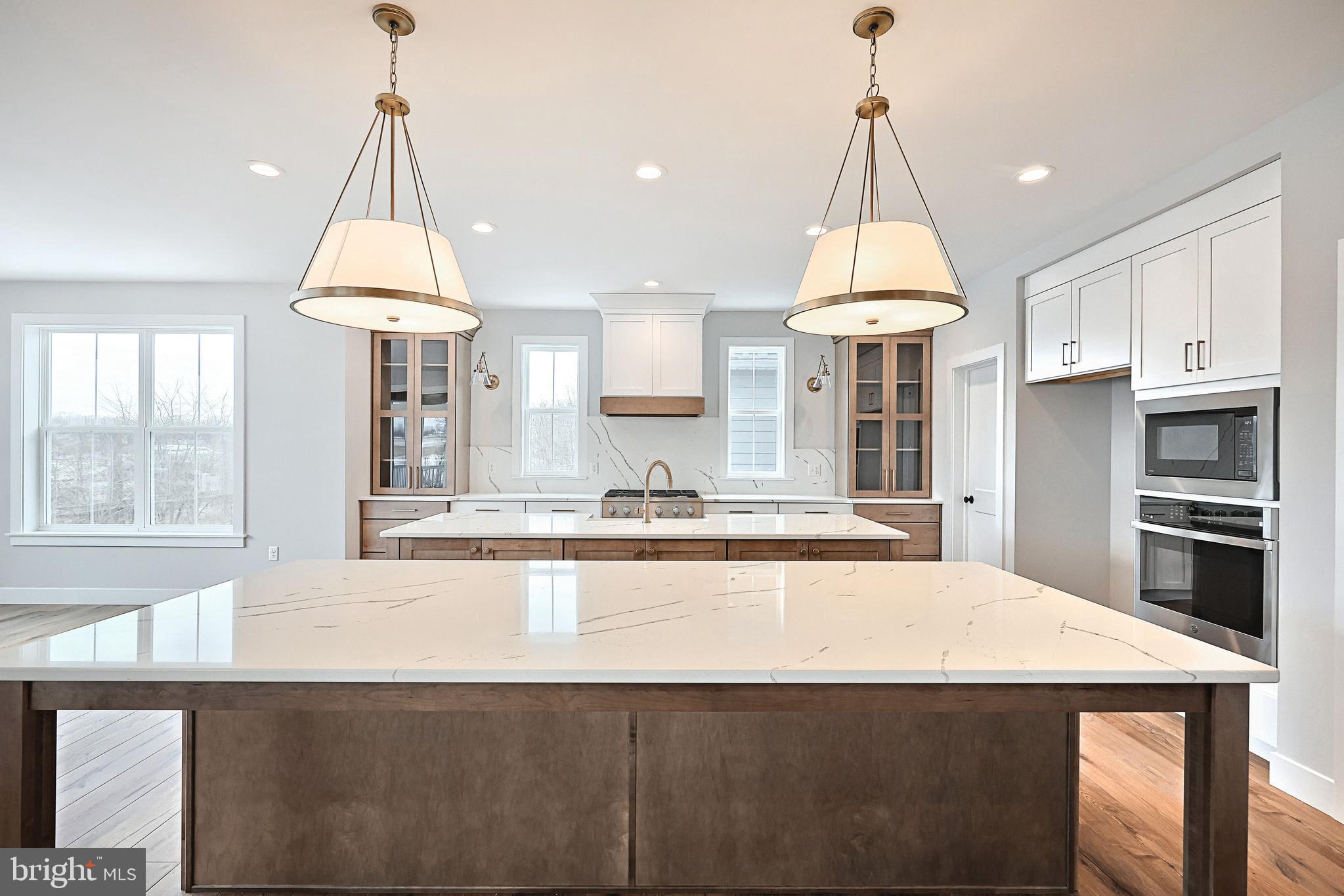 WILLOW CREEK FARMS - Residential