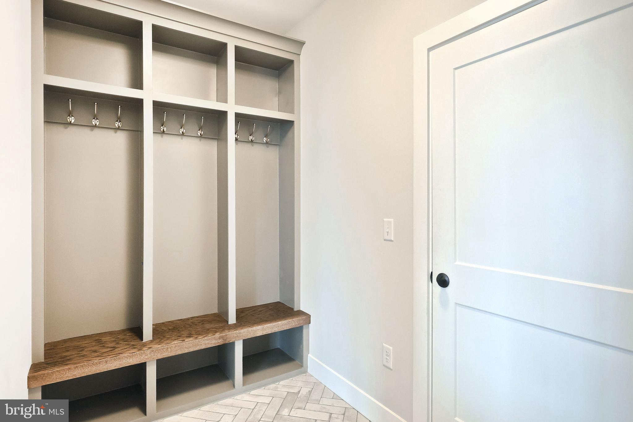 WILLOW CREEK FARMS - Residential