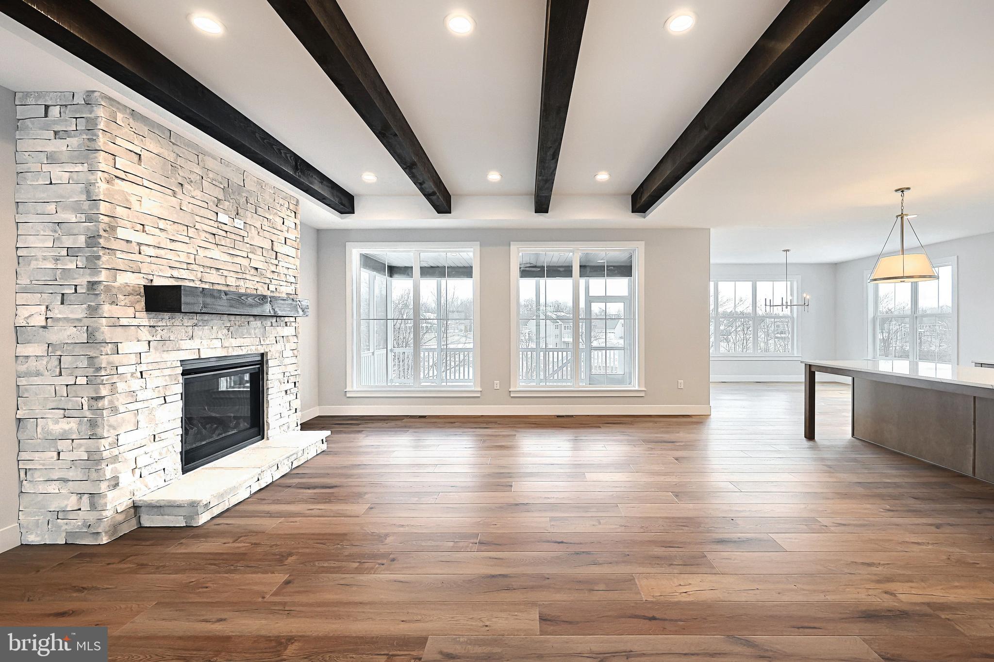 WILLOW CREEK FARMS - Residential