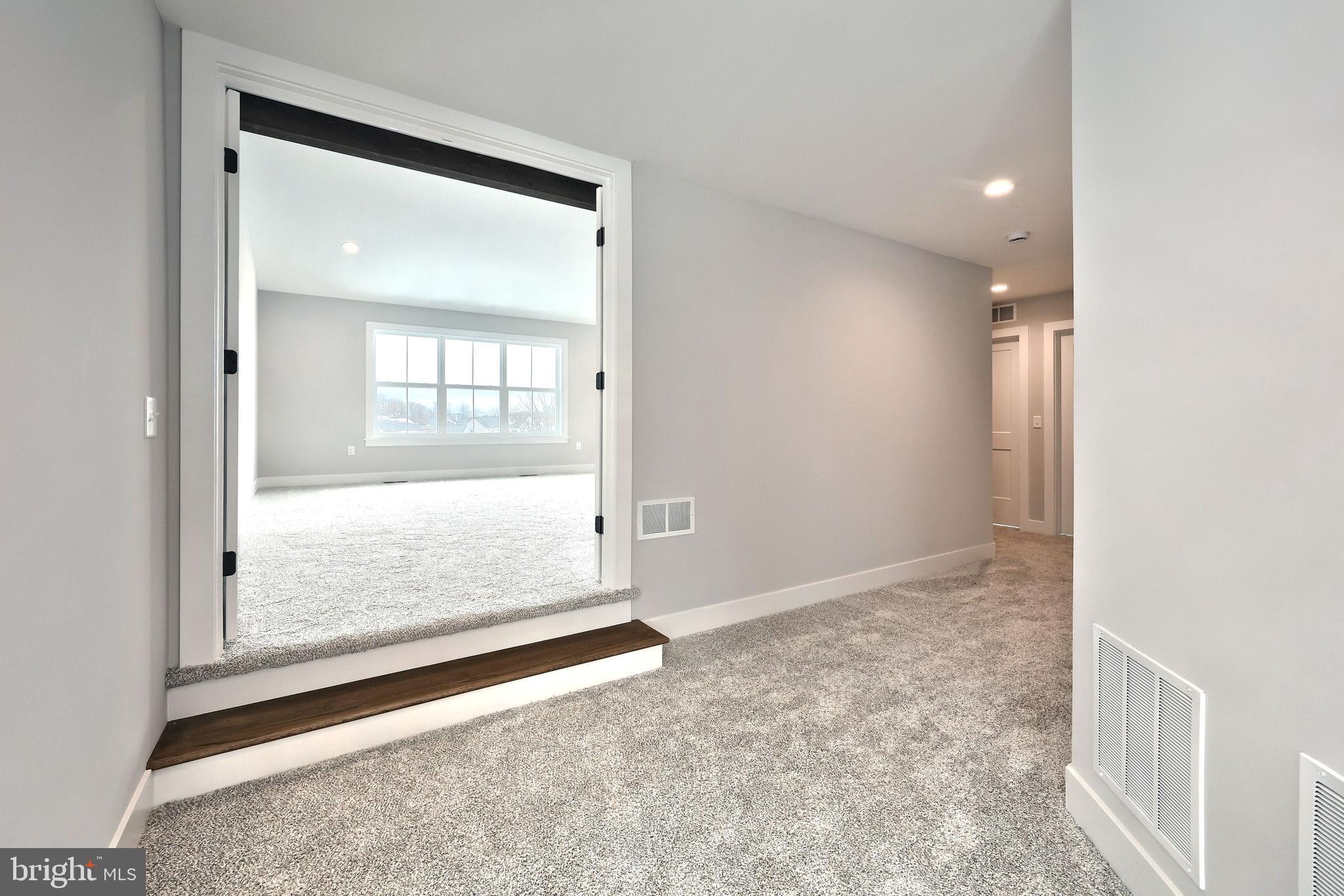 WILLOW CREEK FARMS - Residential