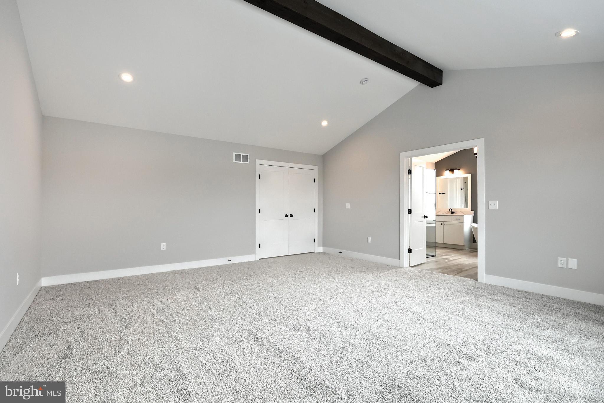 WILLOW CREEK FARMS - Residential